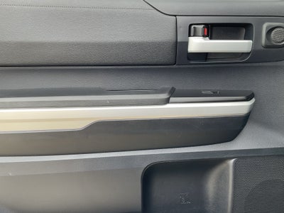2015 Toyota TUNDRA 4X2 SR5