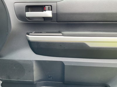 2015 Toyota TUNDRA 4X2 SR5