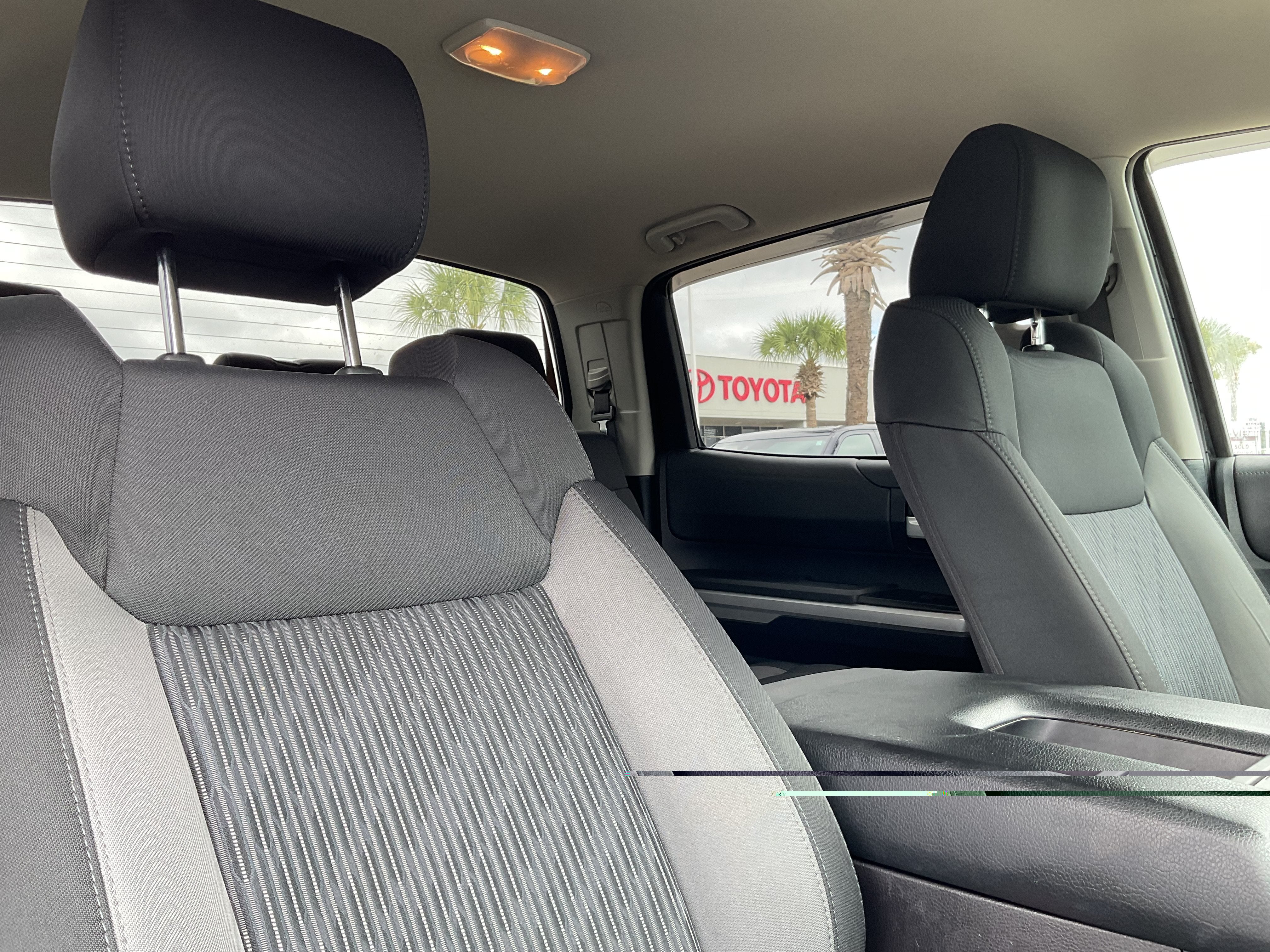 2015 Toyota TUNDRA 4X2 SR5