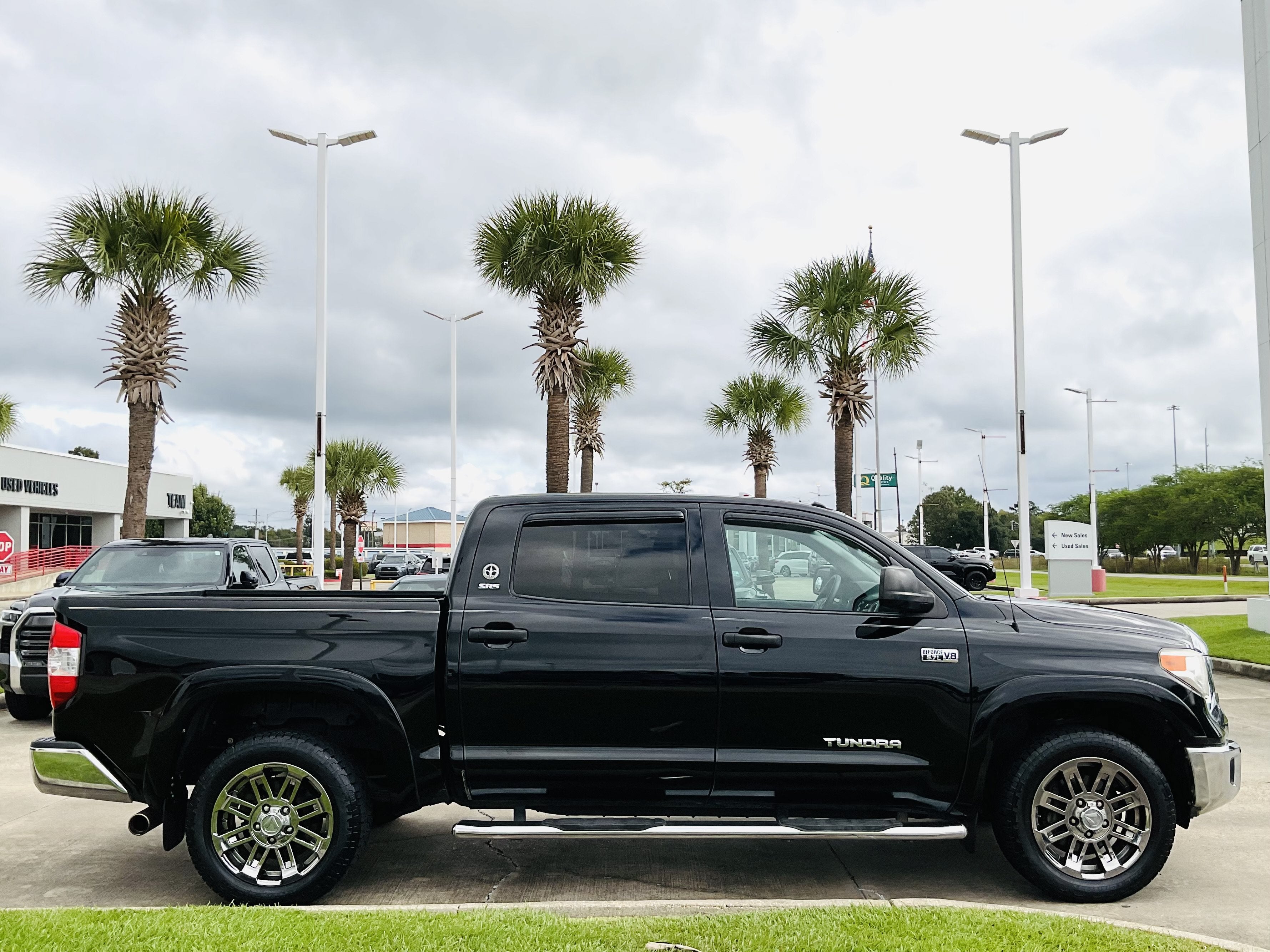 2015 Toyota TUNDRA 4X2 SR5