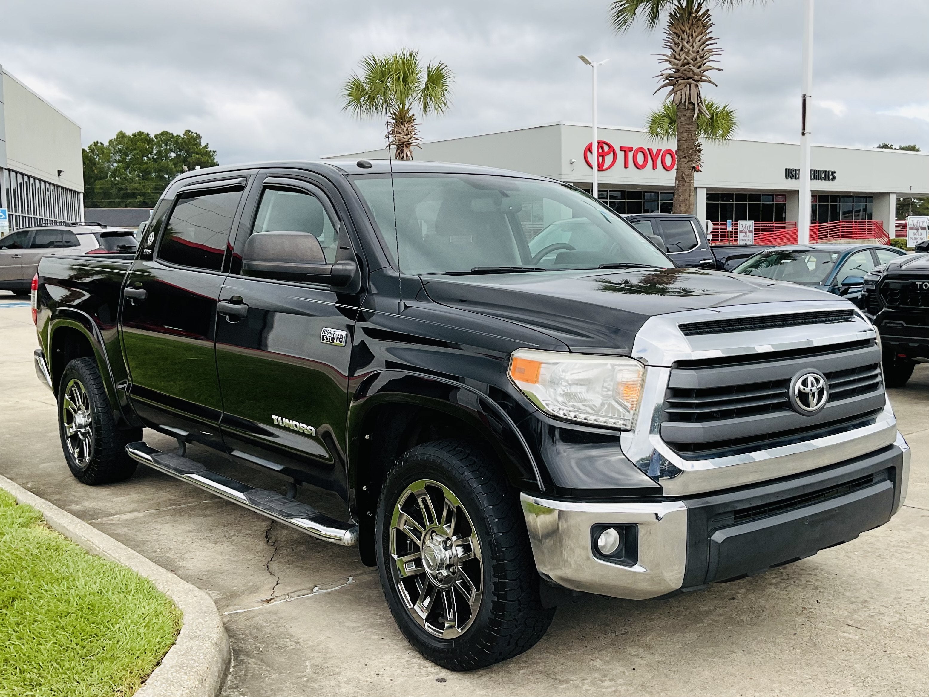 2015 Toyota TUNDRA 4X2 SR5