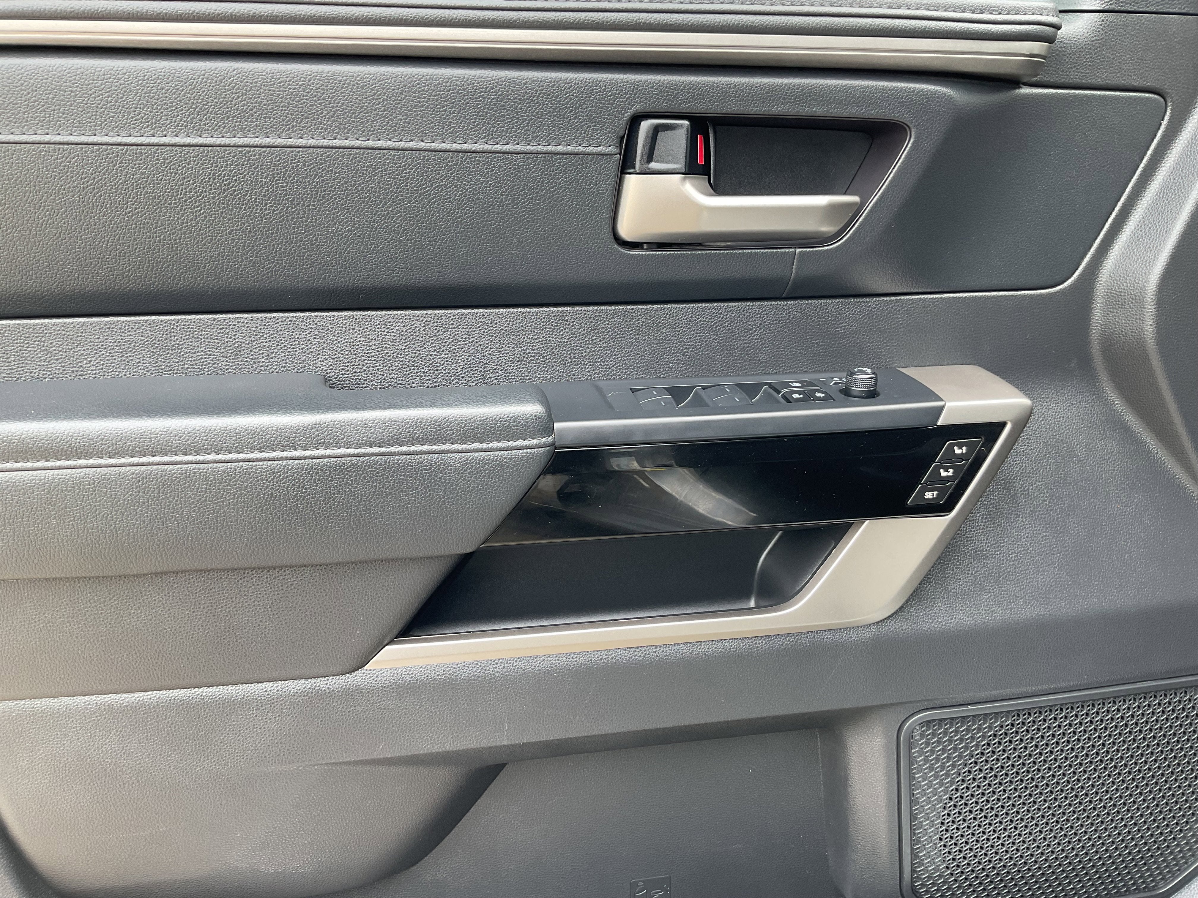 2024 Toyota TUNDRA 4X2 Limited