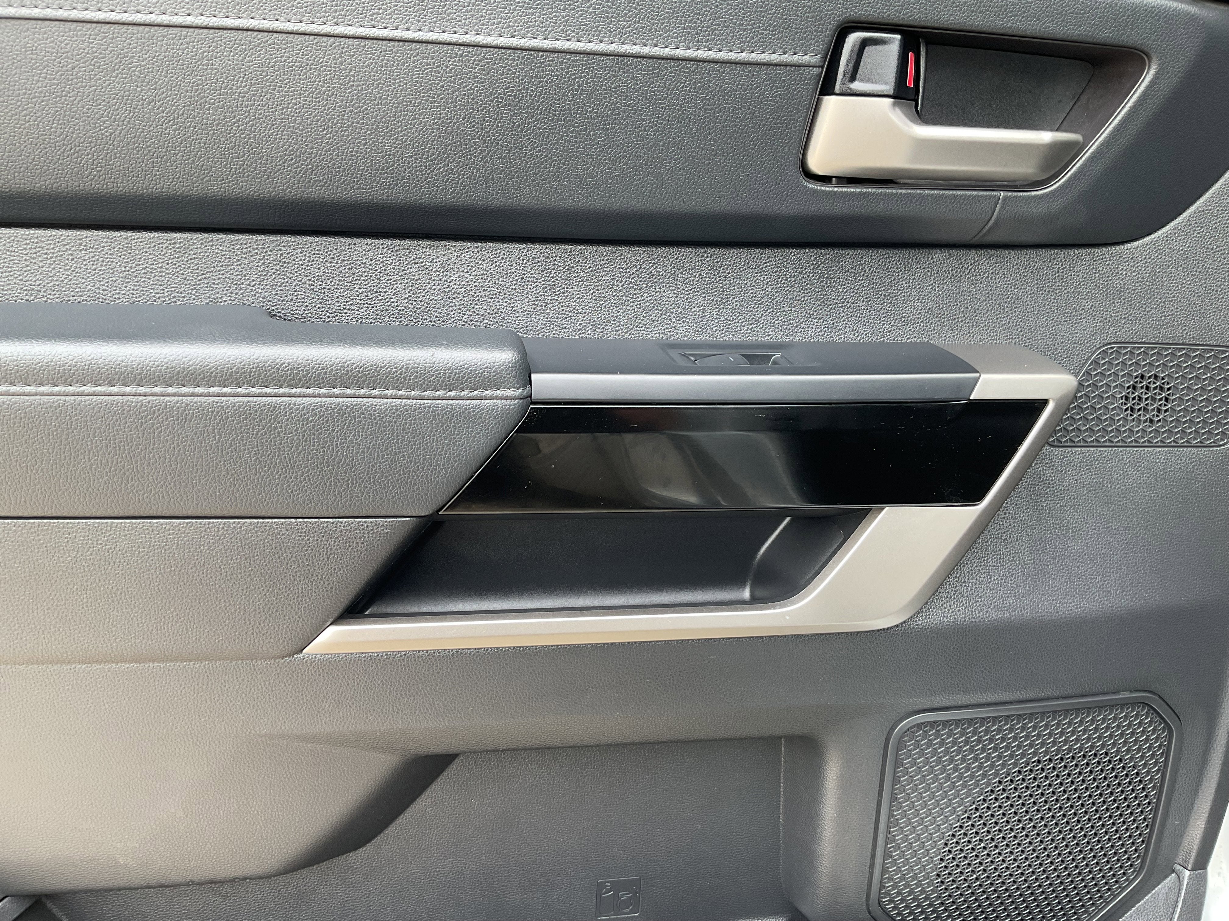 2024 Toyota TUNDRA 4X2 Limited