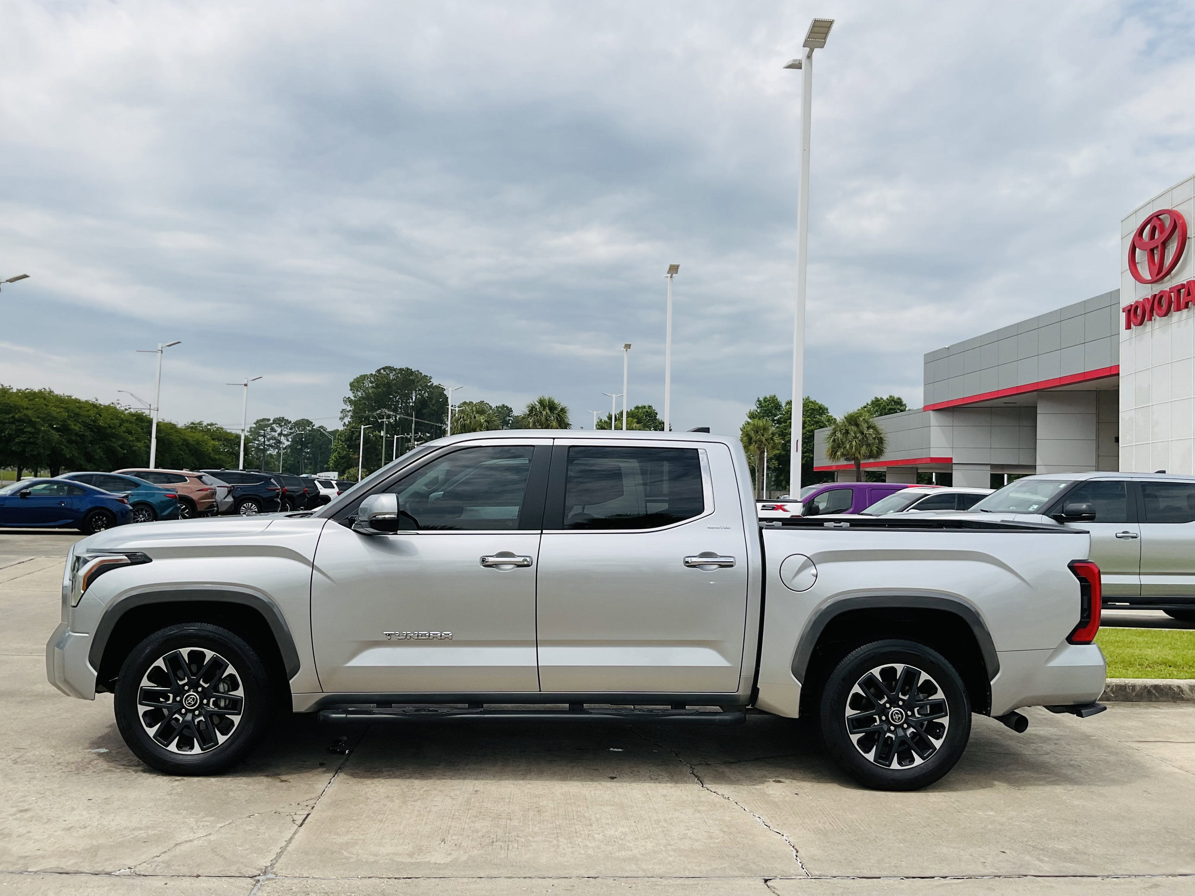 2024 Toyota TUNDRA 4X2 Limited