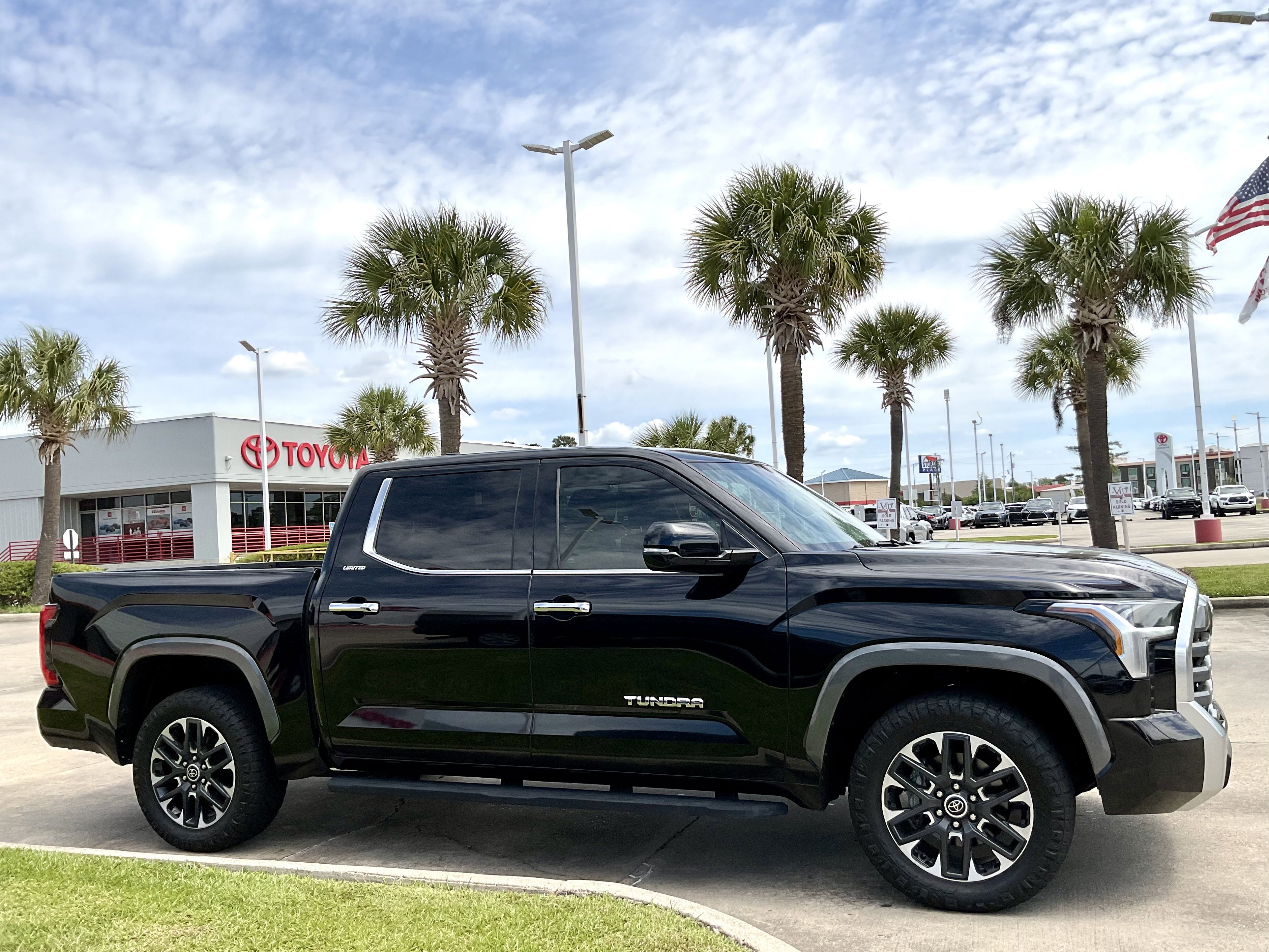 2023 Toyota TUNDRA 4X2 Limited
