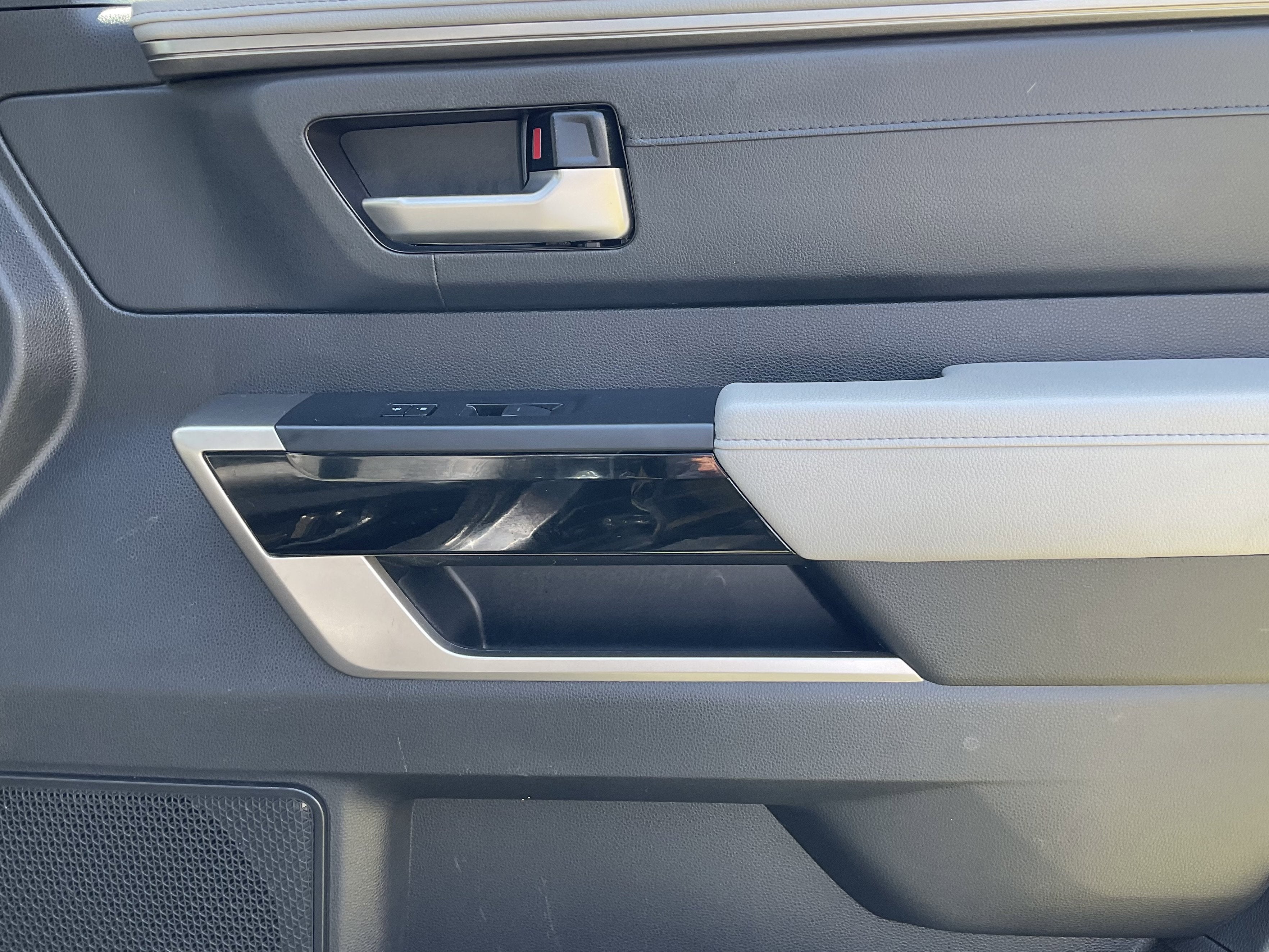 2022 Toyota Tundra 4WD Limited