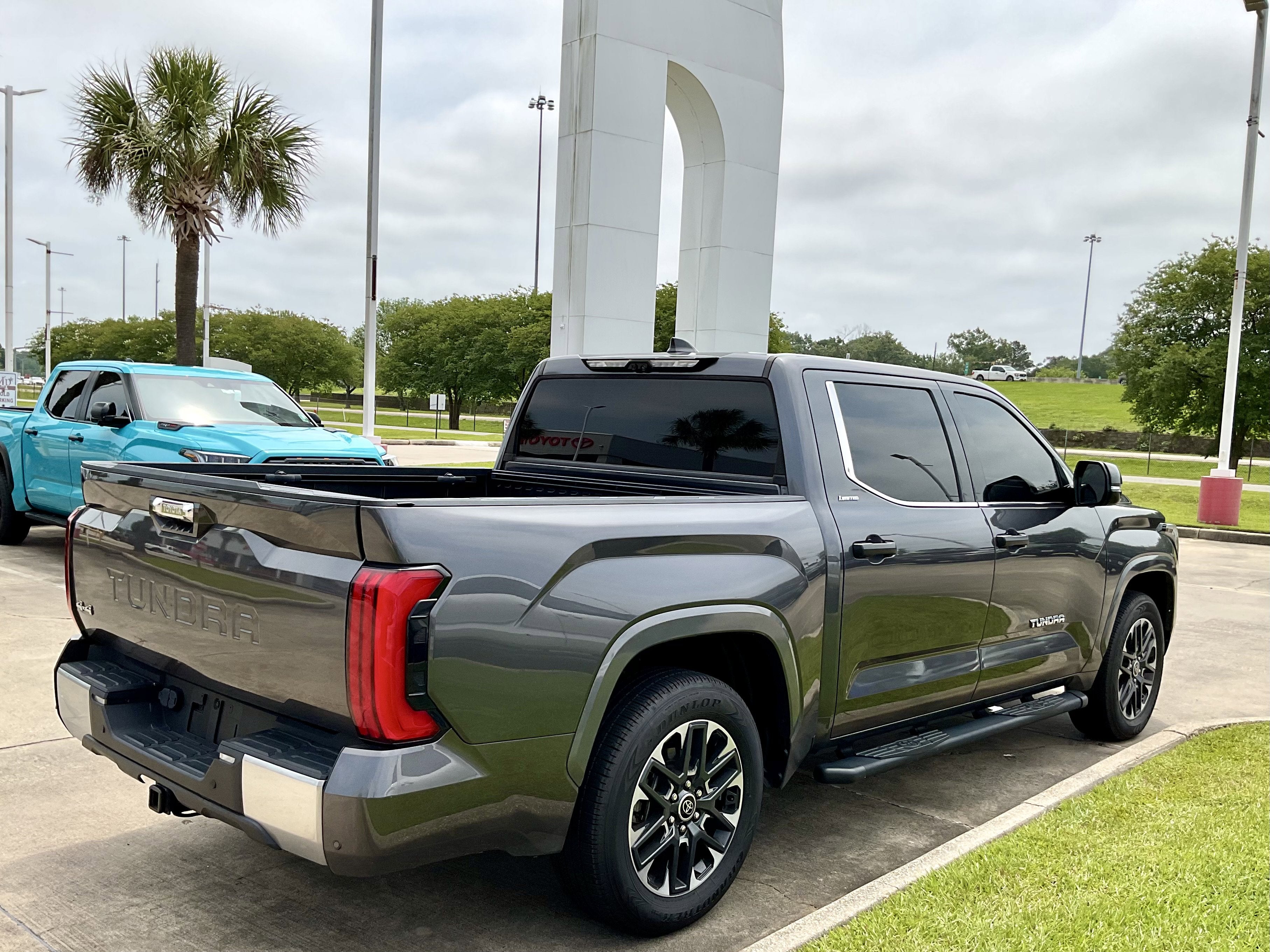 2023 Toyota TUNDRA 4X4 Limited