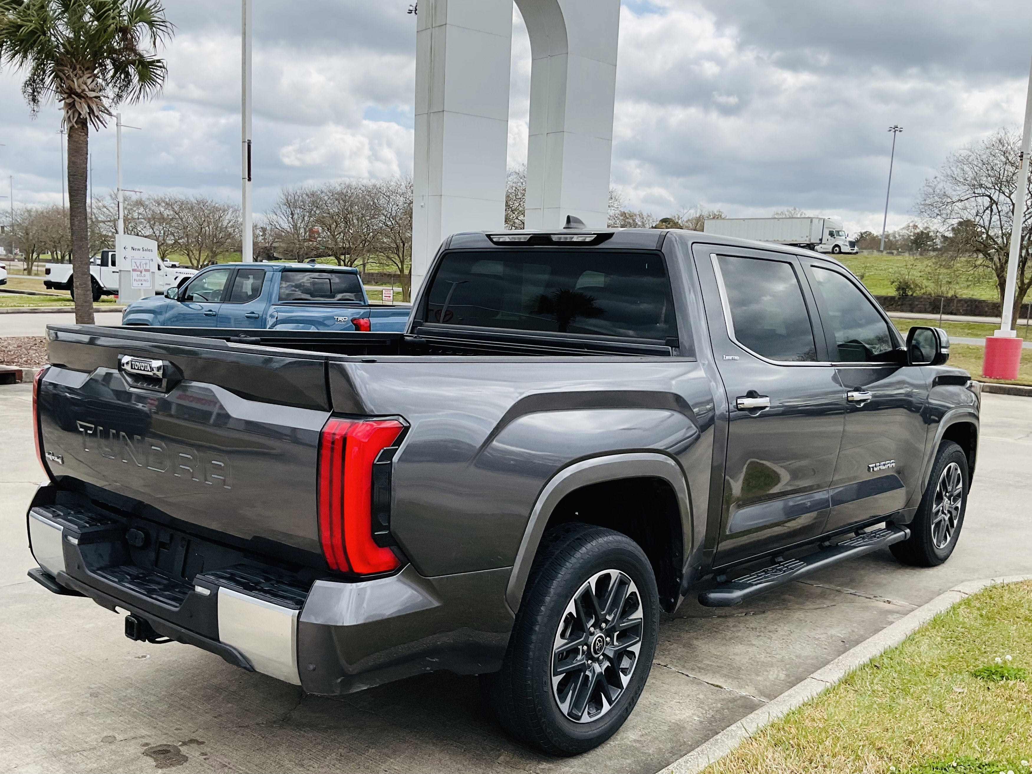2024 Toyota TUNDRA 4X4 Limited