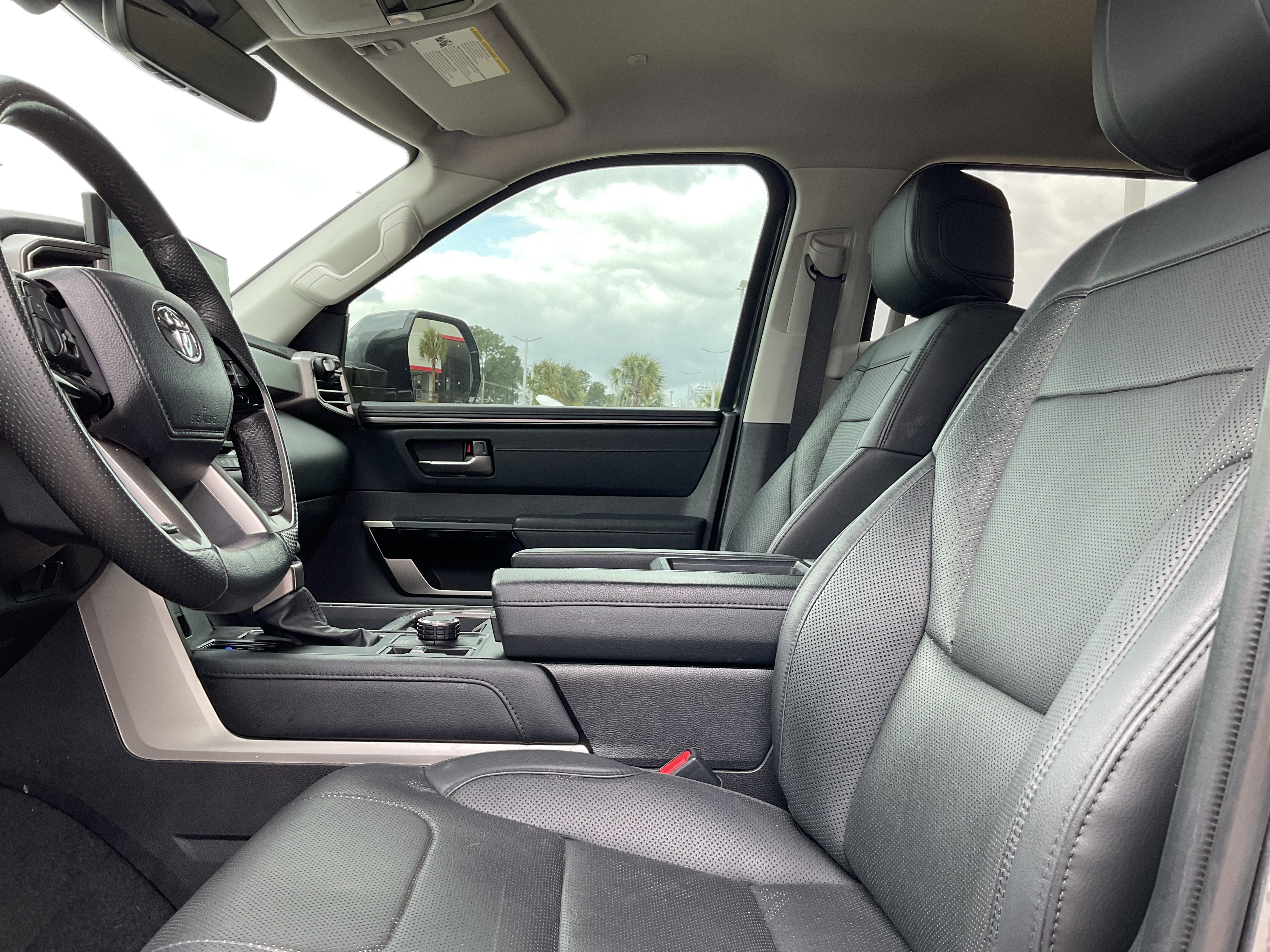 2024 Toyota TUNDRA 4X4 Limited