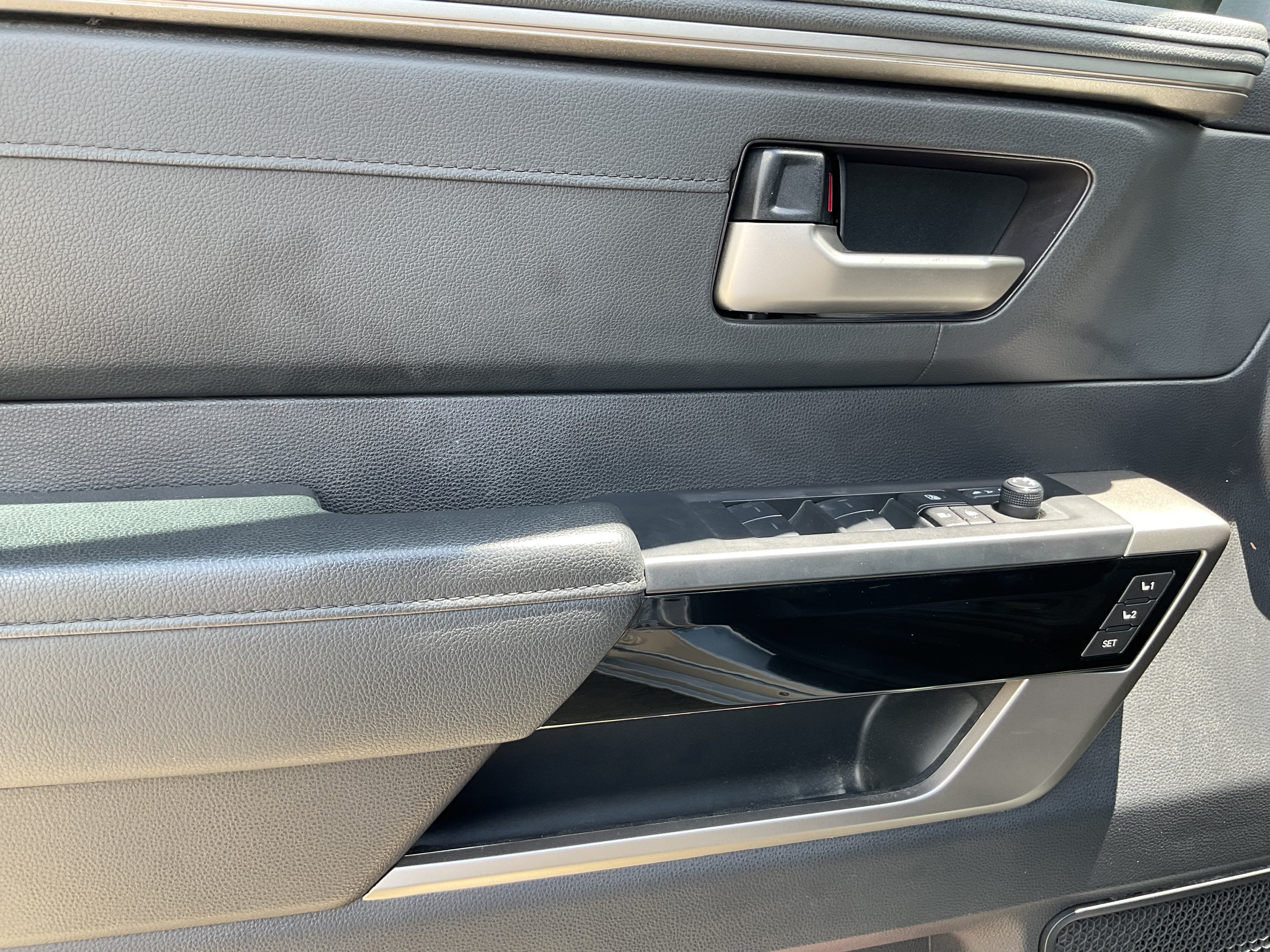 2024 Toyota Tundra i-FORCE MAX Limited Hybrid