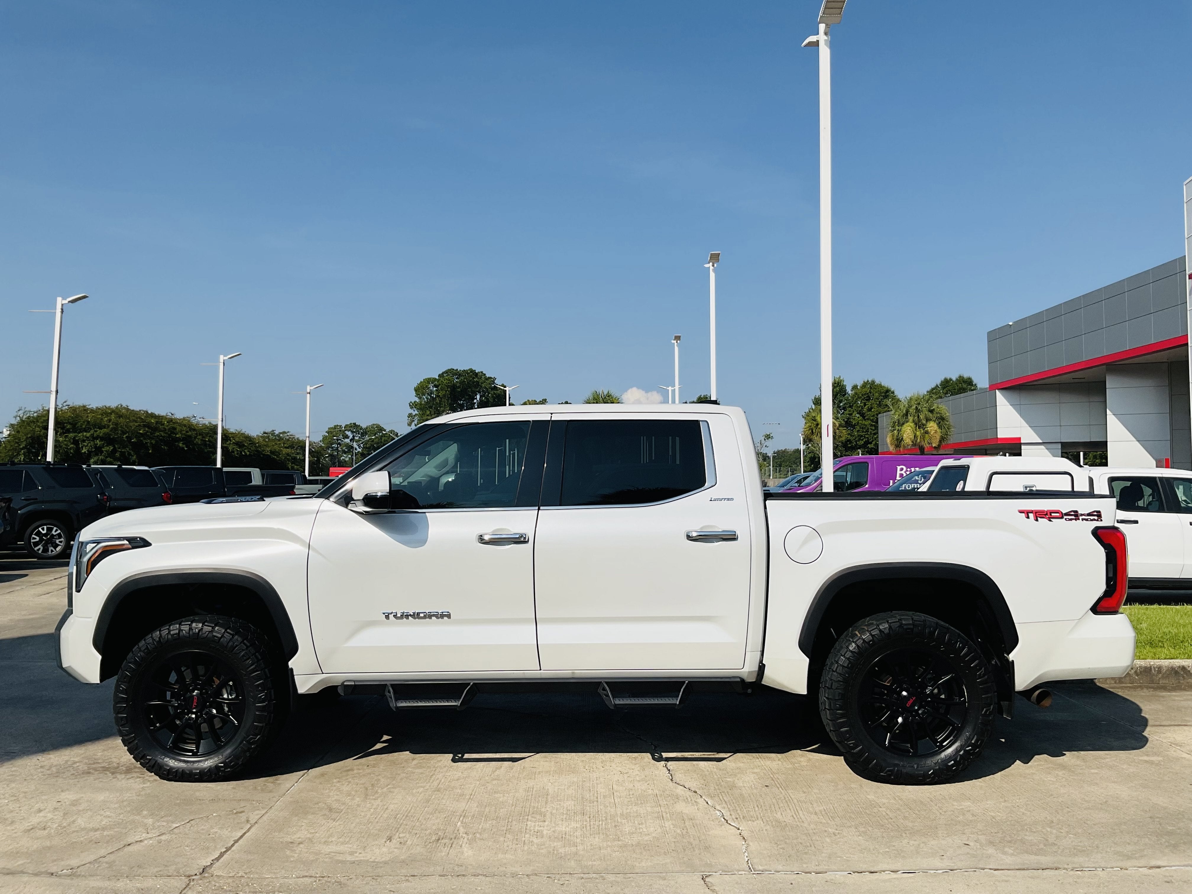 2023 Toyota Tundra i-FORCE MAX Limited Hybrid