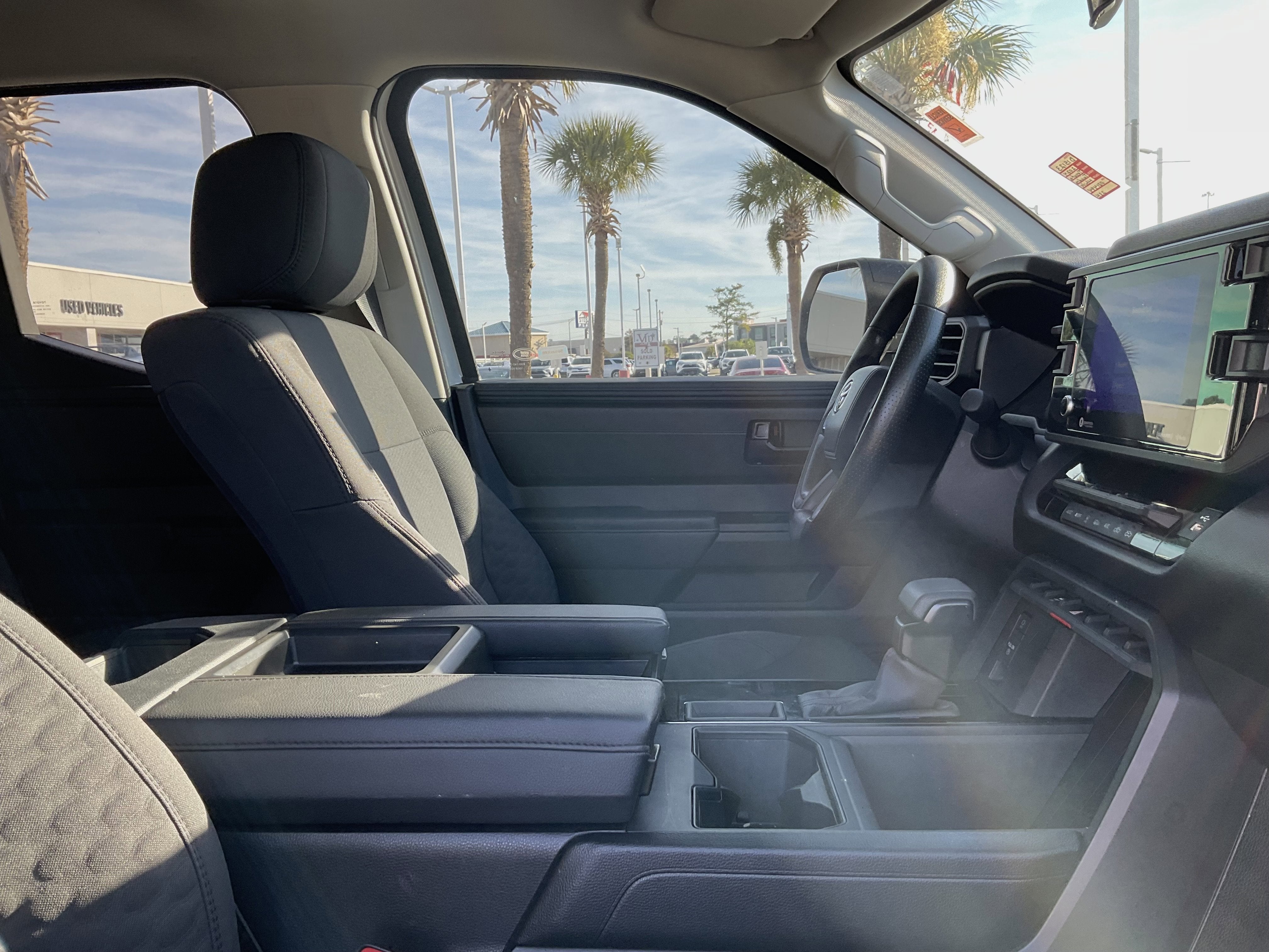 2024 Toyota TUNDRA 4X2 SR