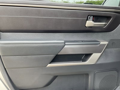 2024 Toyota TUNDRA 4X2 SR5