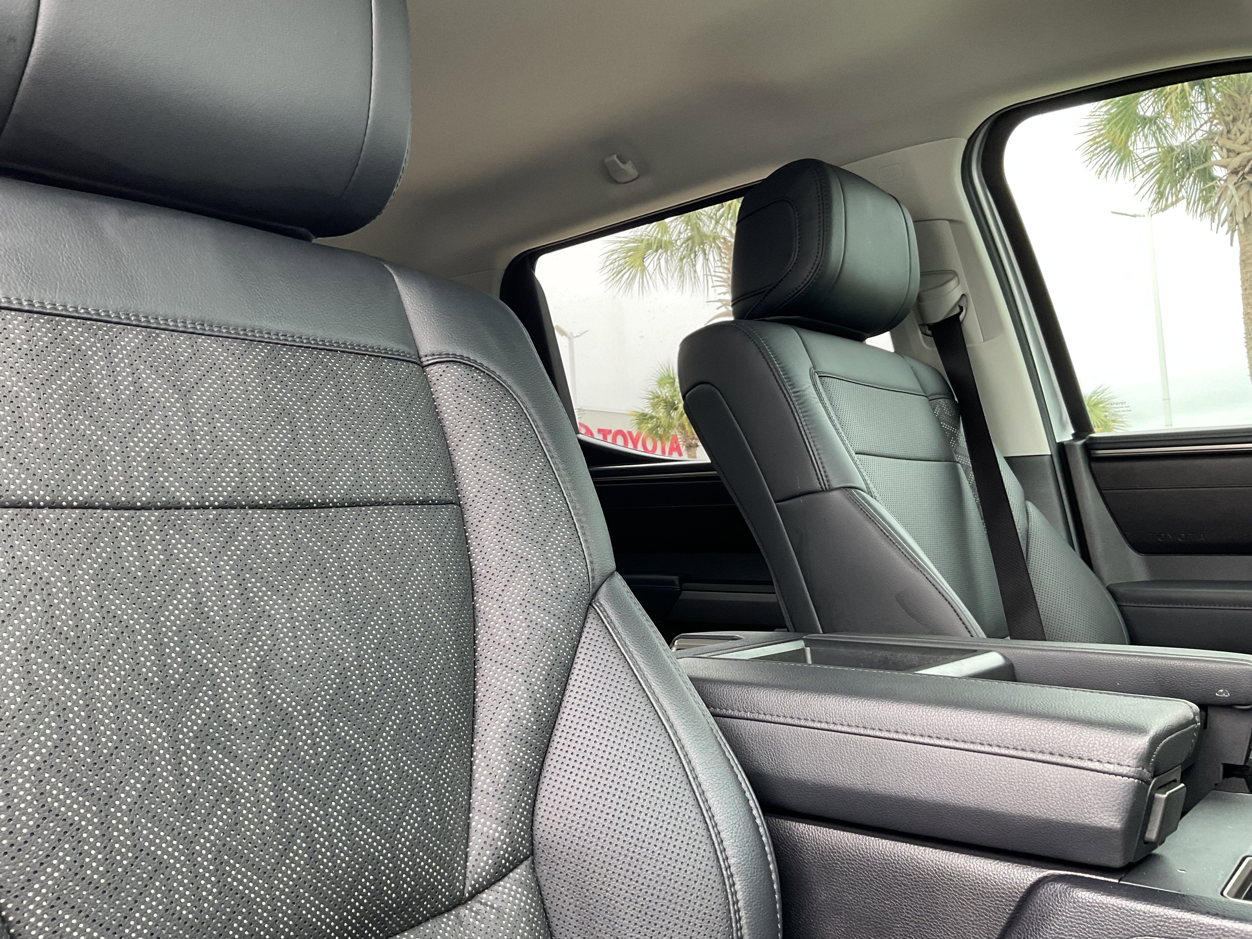 2024 Toyota TUNDRA 4X2 SR5