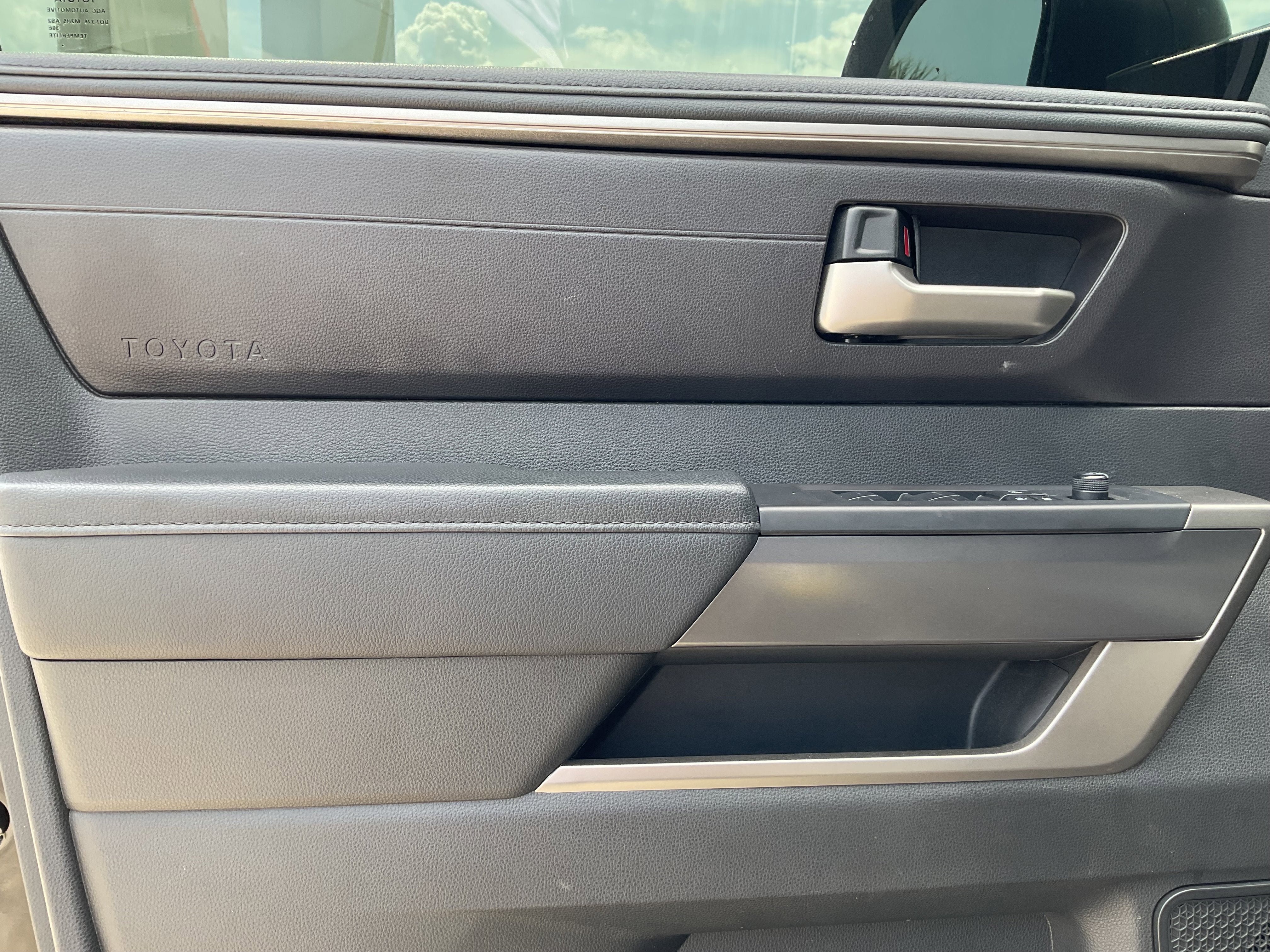 2024 Toyota Tundra 2WD SR5