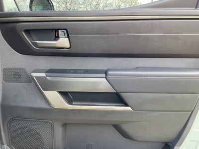 2025 Toyota TUNDRA 4X2 SR5