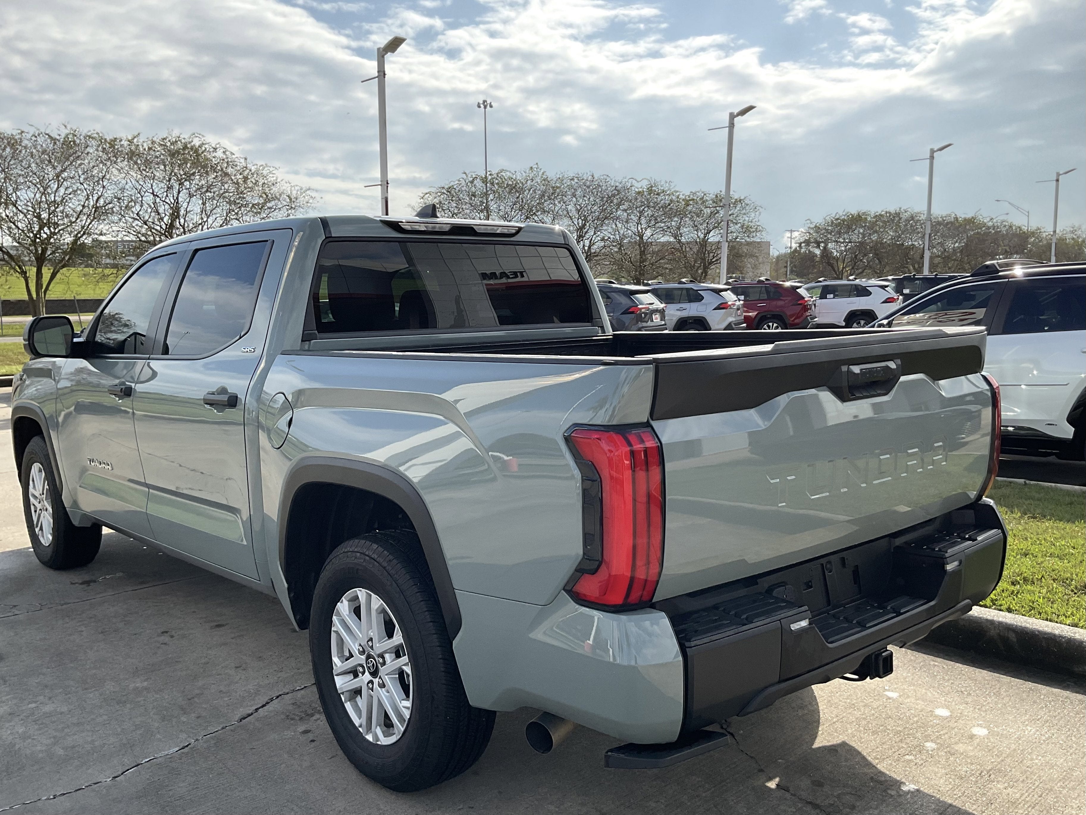 2025 Toyota TUNDRA 4X2 SR5