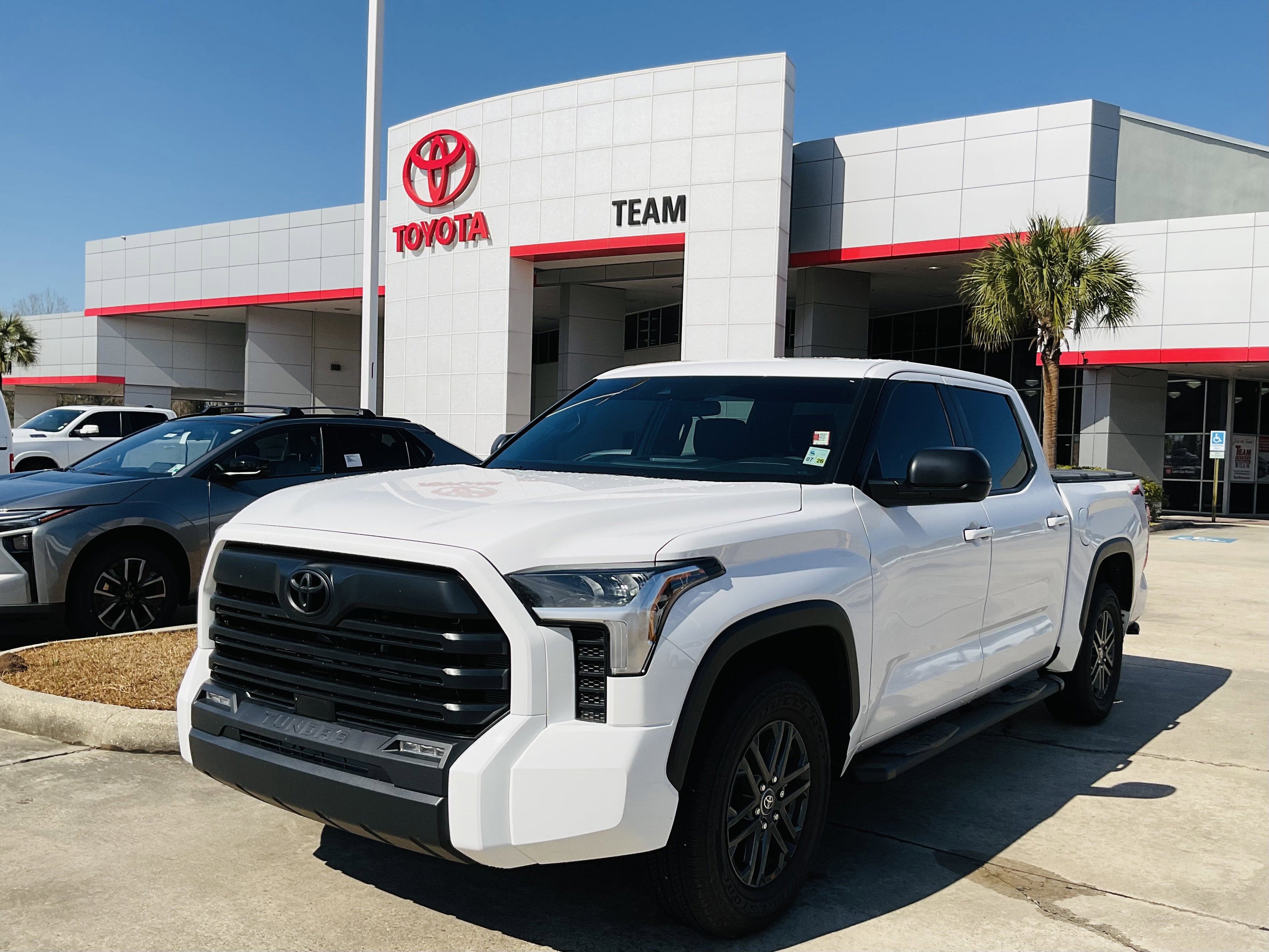 2025 Toyota TUNDRA 4X2 SR5