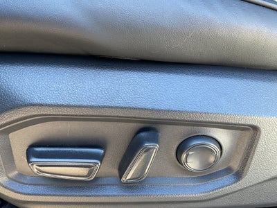 2025 Toyota TUNDRA 4X2 SR5