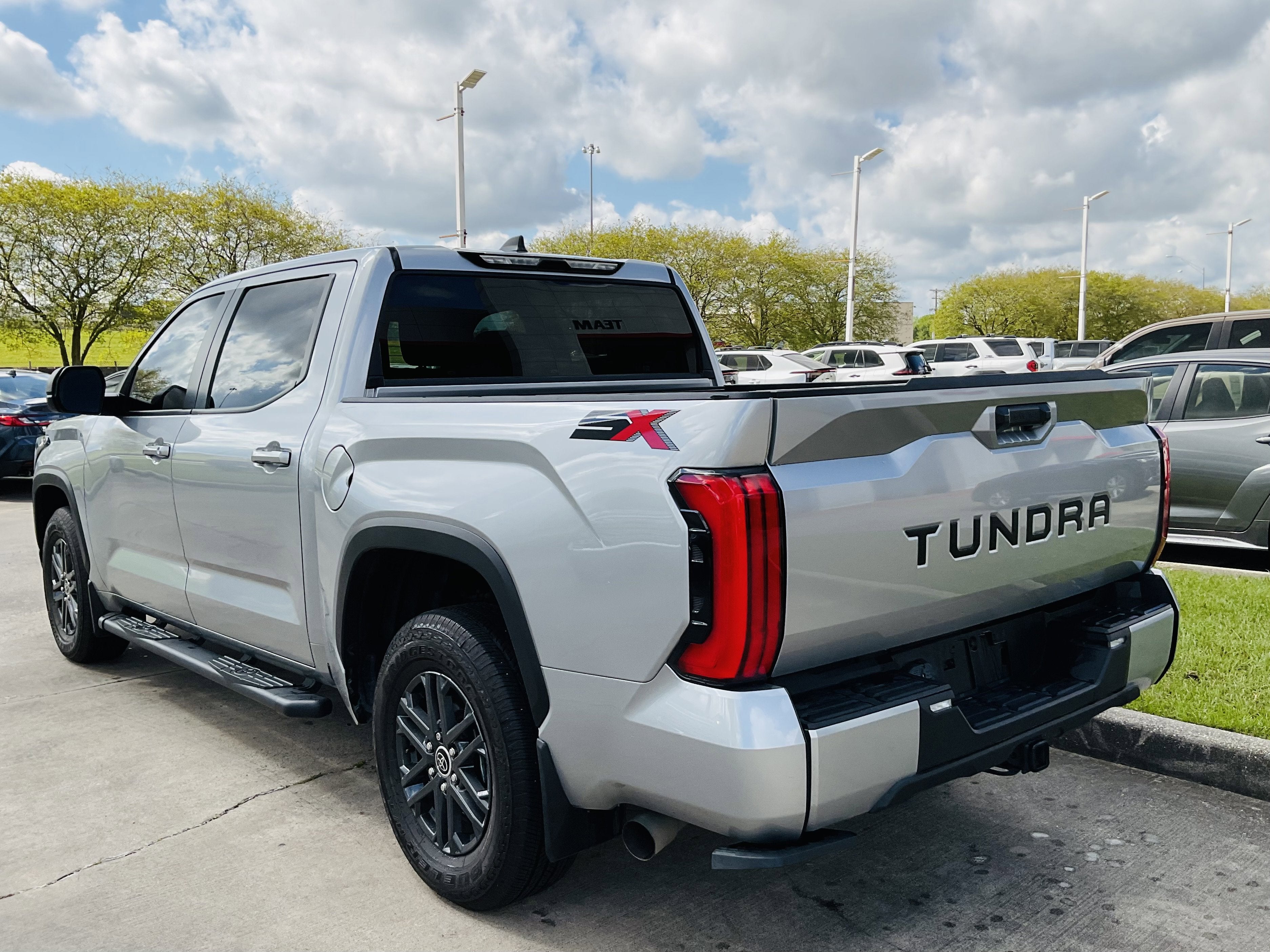 2024 Toyota TUNDRA 4X2 SR5