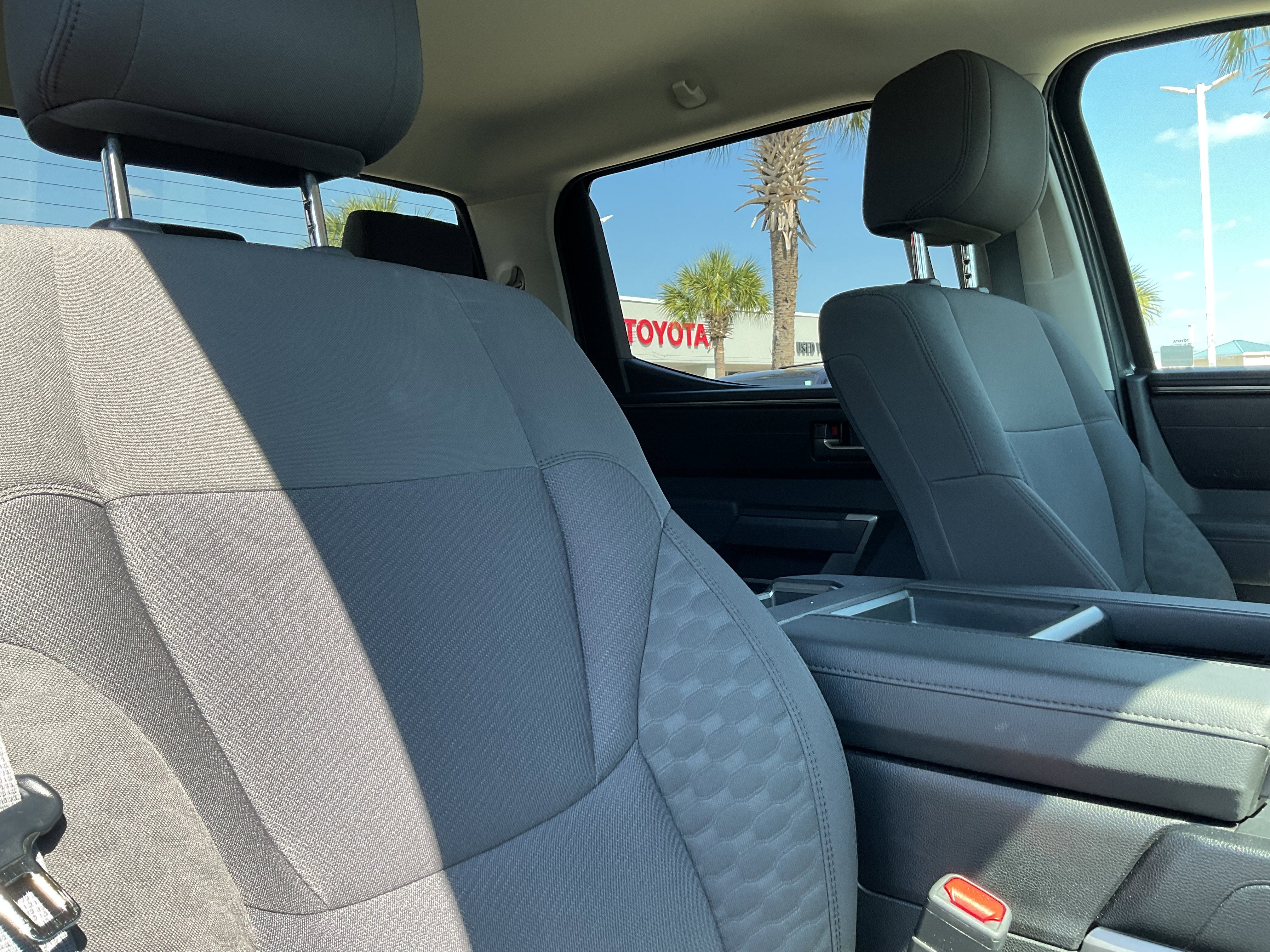 2023 Toyota TUNDRA 4X4 SR5