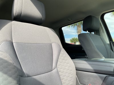 2023 Toyota TUNDRA 4X4 SR5