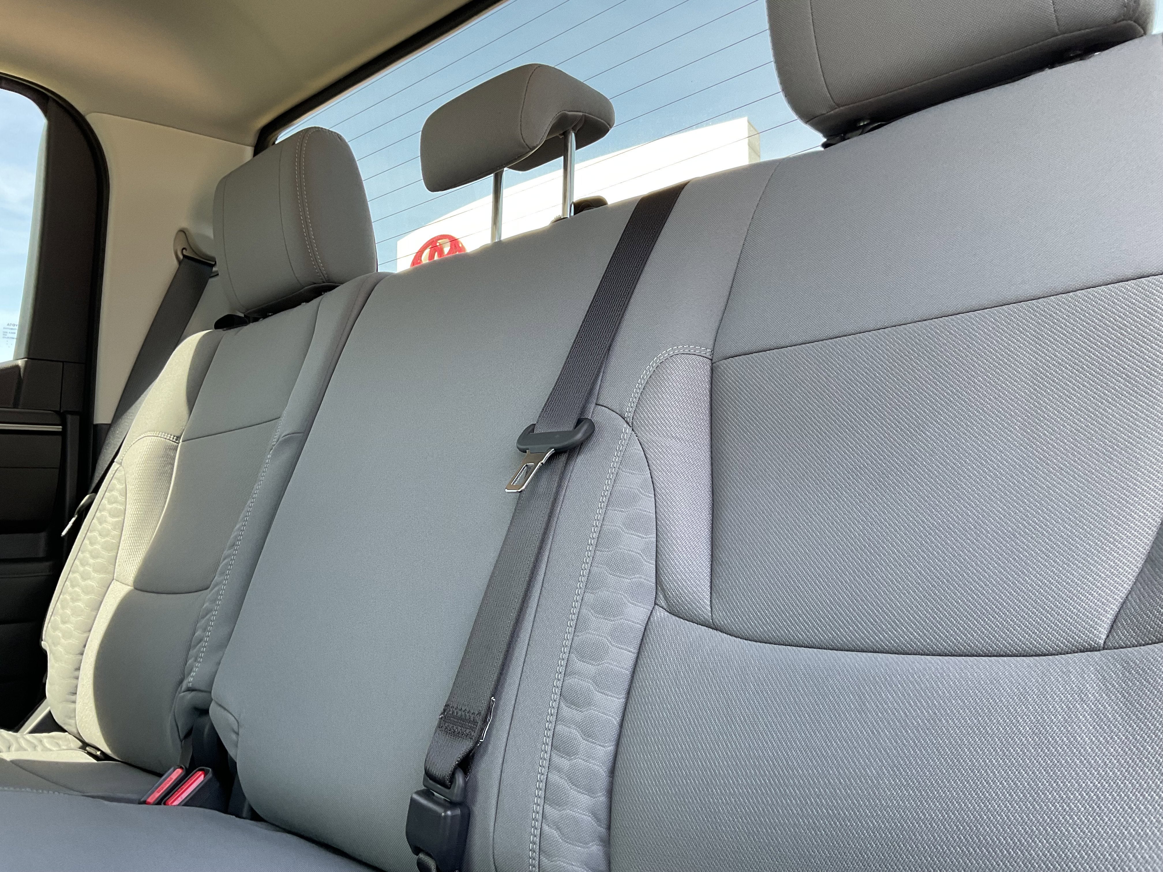 2024 Toyota TUNDRA 4X4 SR5