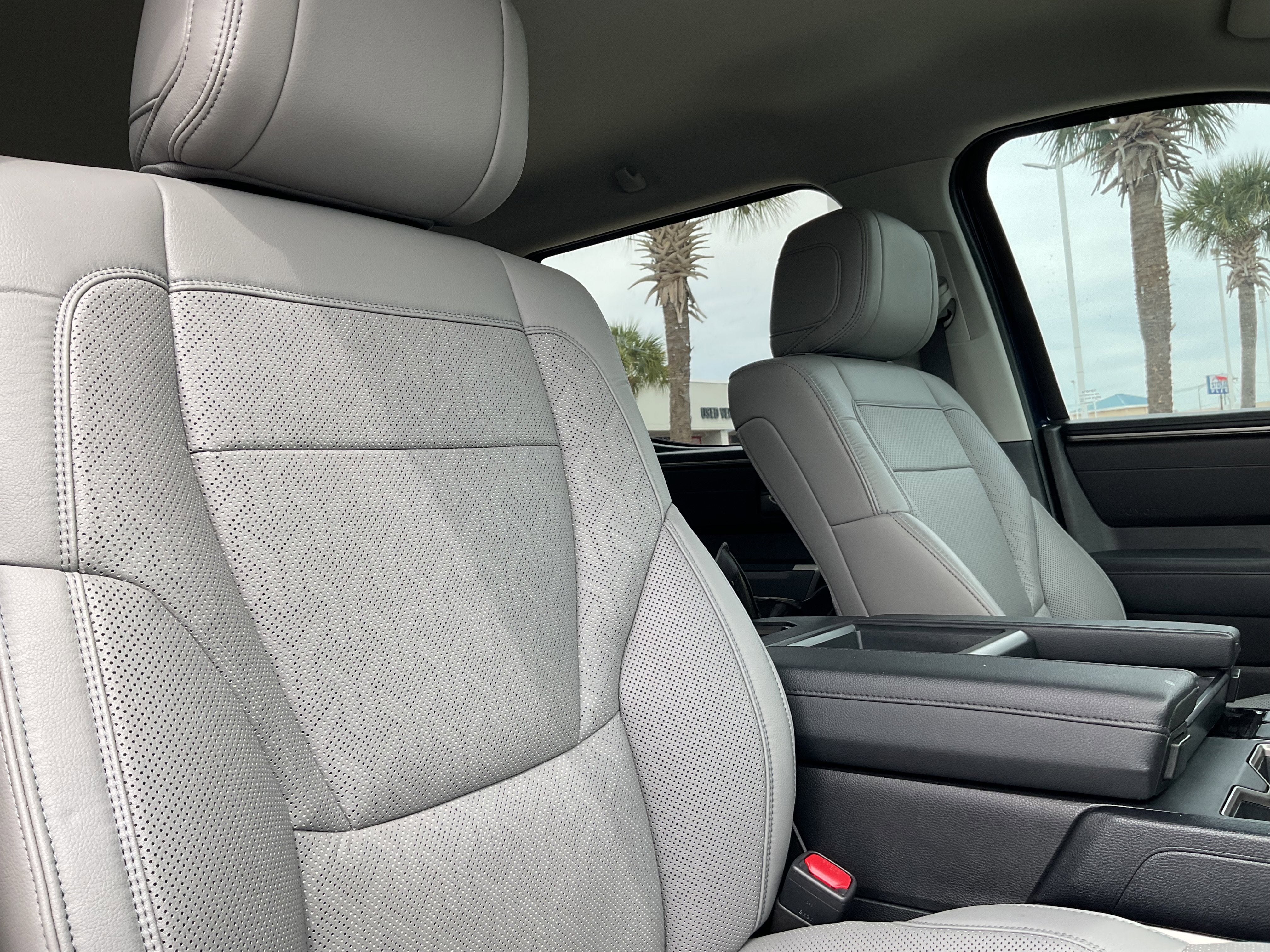 2024 Toyota TUNDRA 4X4 SR5