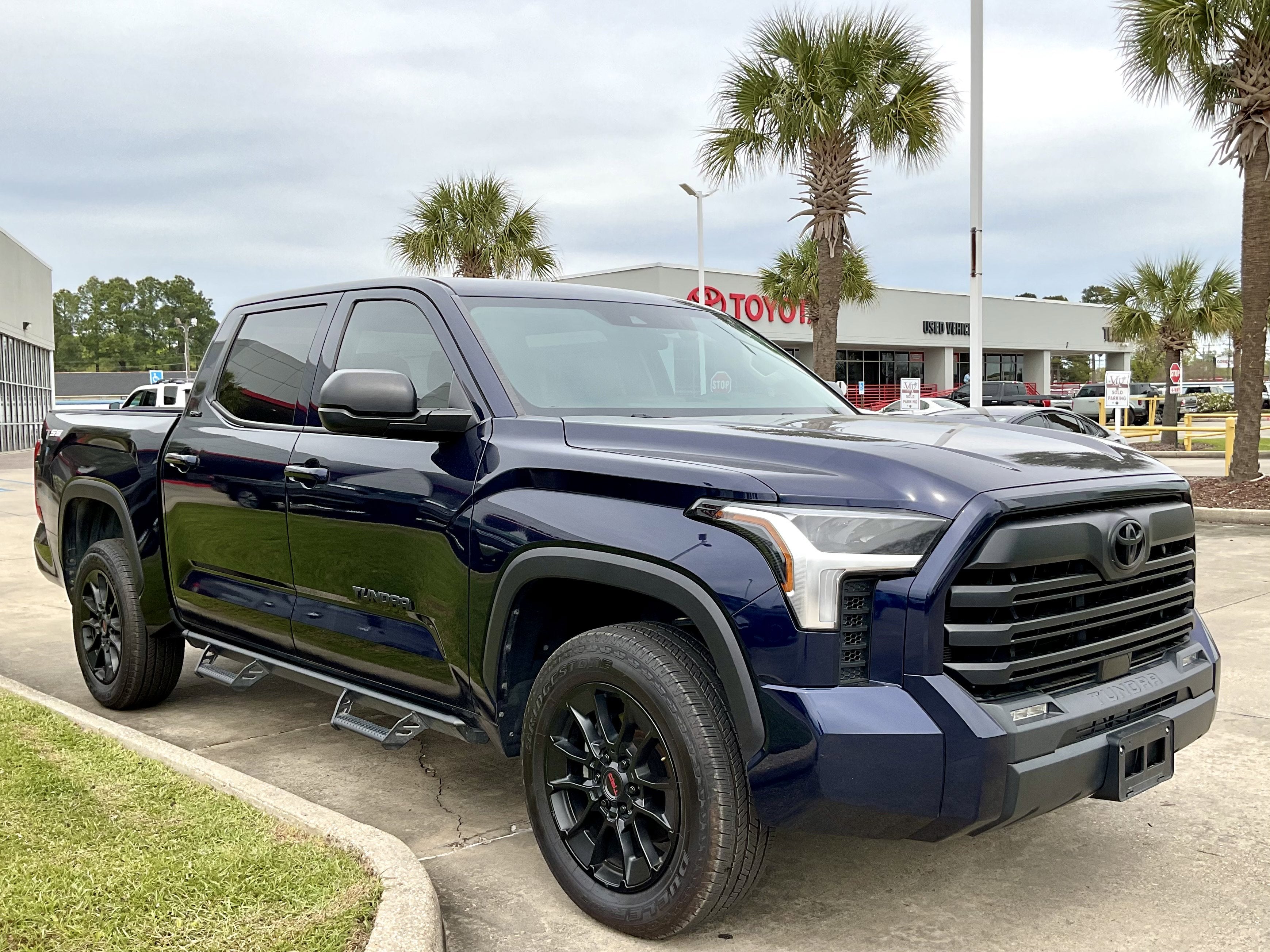 2024 Toyota TUNDRA 4X4 SR5