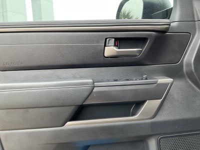 2024 Toyota TUNDRA 4X4 SR5