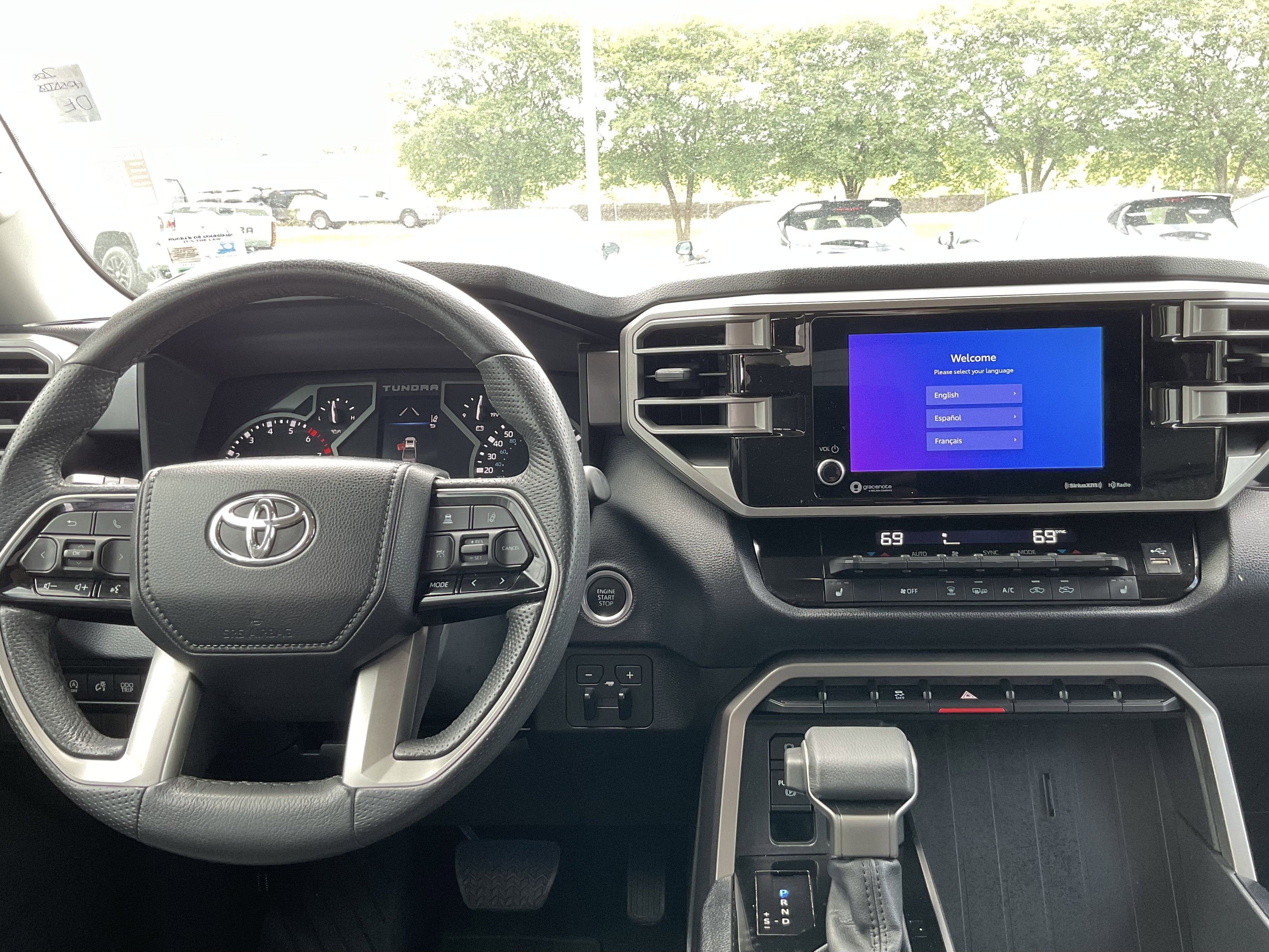 2024 Toyota TUNDRA 4X4 SR5