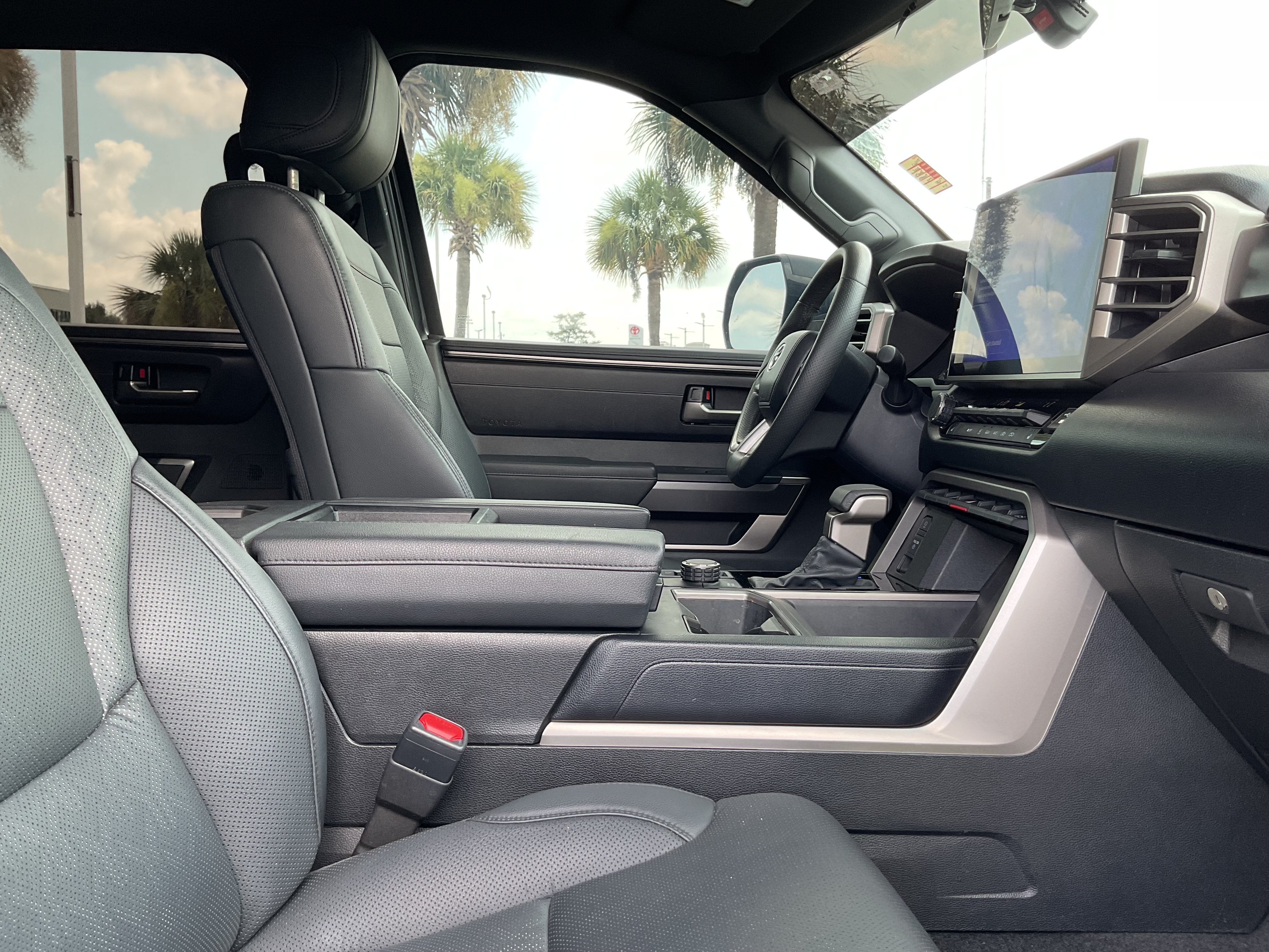 2025 Toyota Tundra 4WD SR5