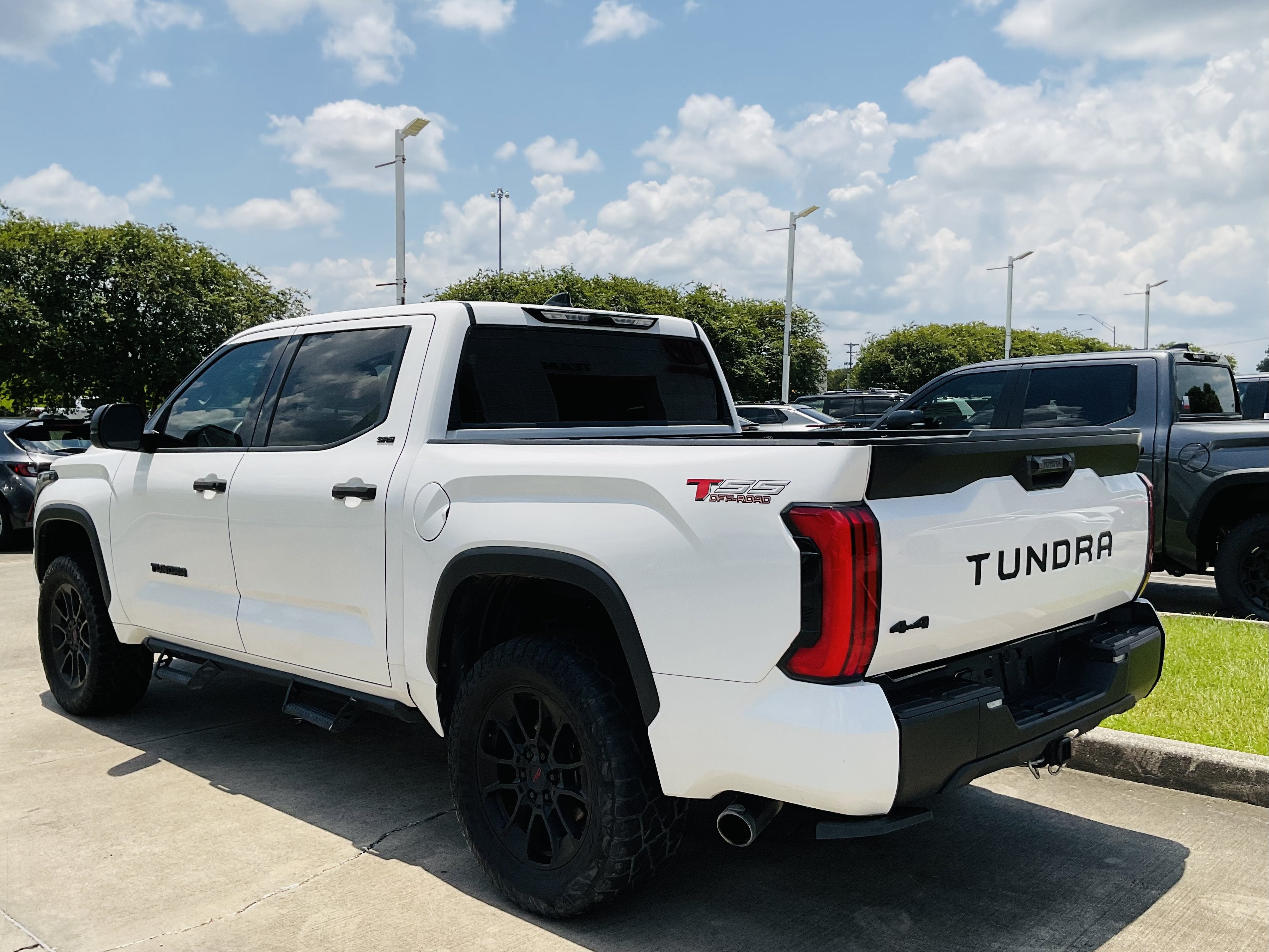 2023 Toyota Tundra SR5