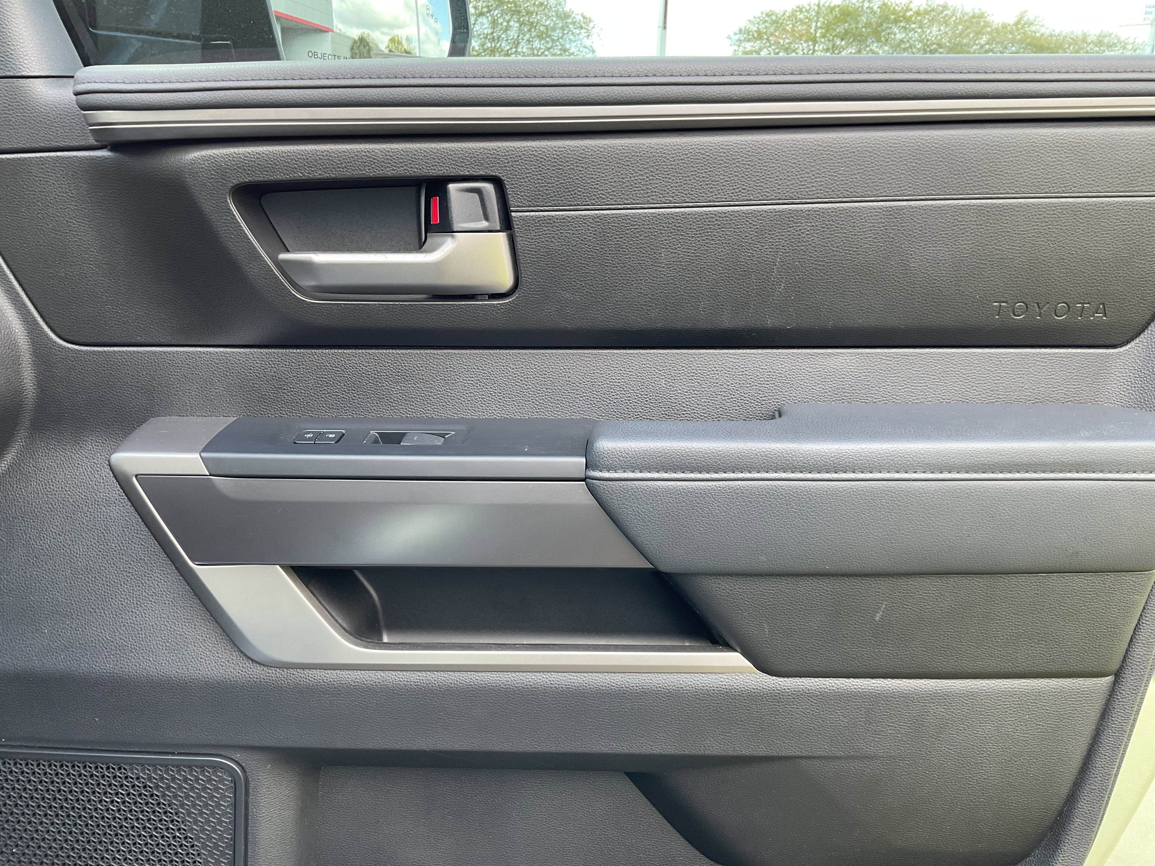 2023 Toyota TUNDRA 4X4 SR5