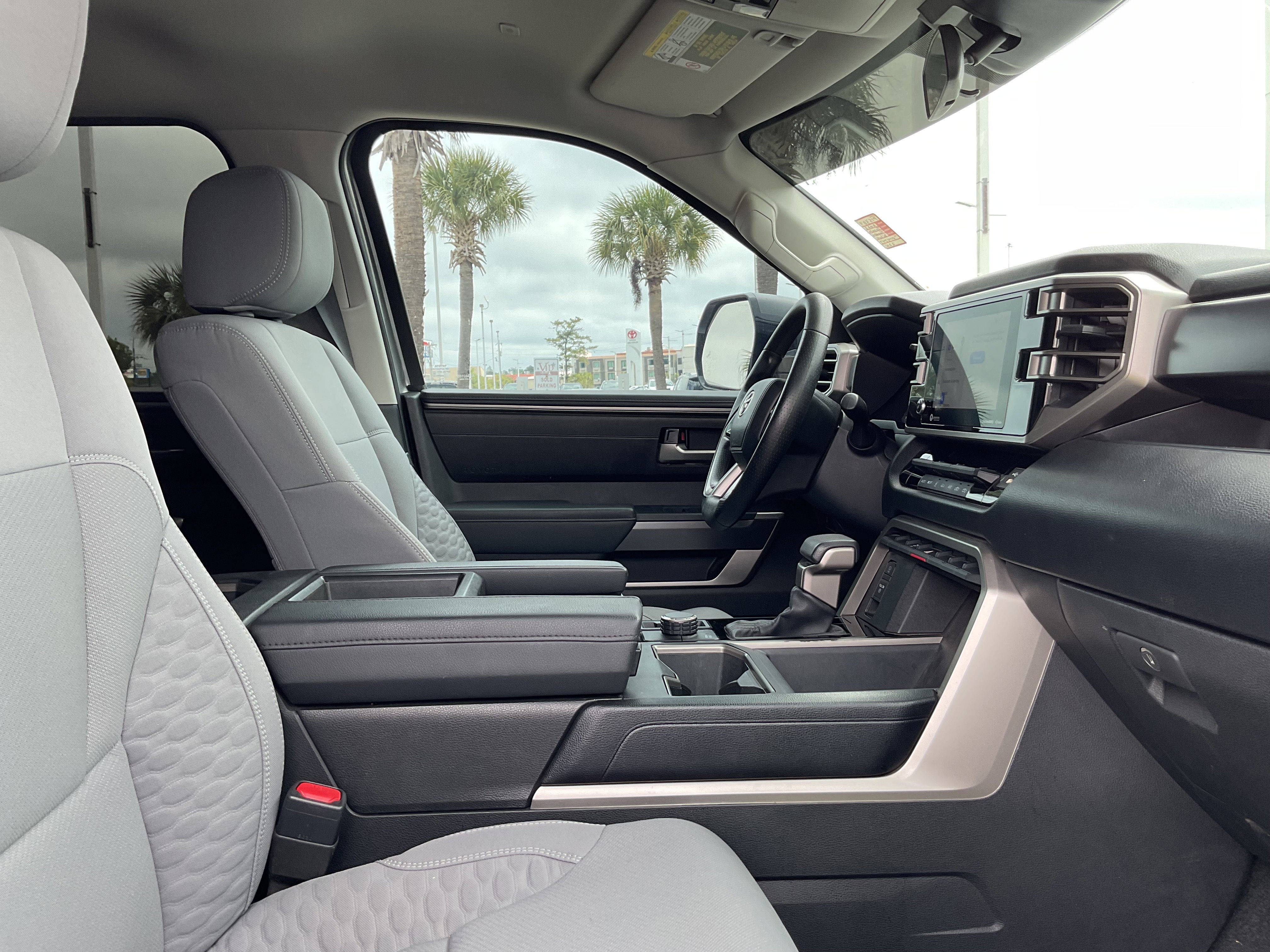 2023 Toyota TUNDRA 4X4 SR5