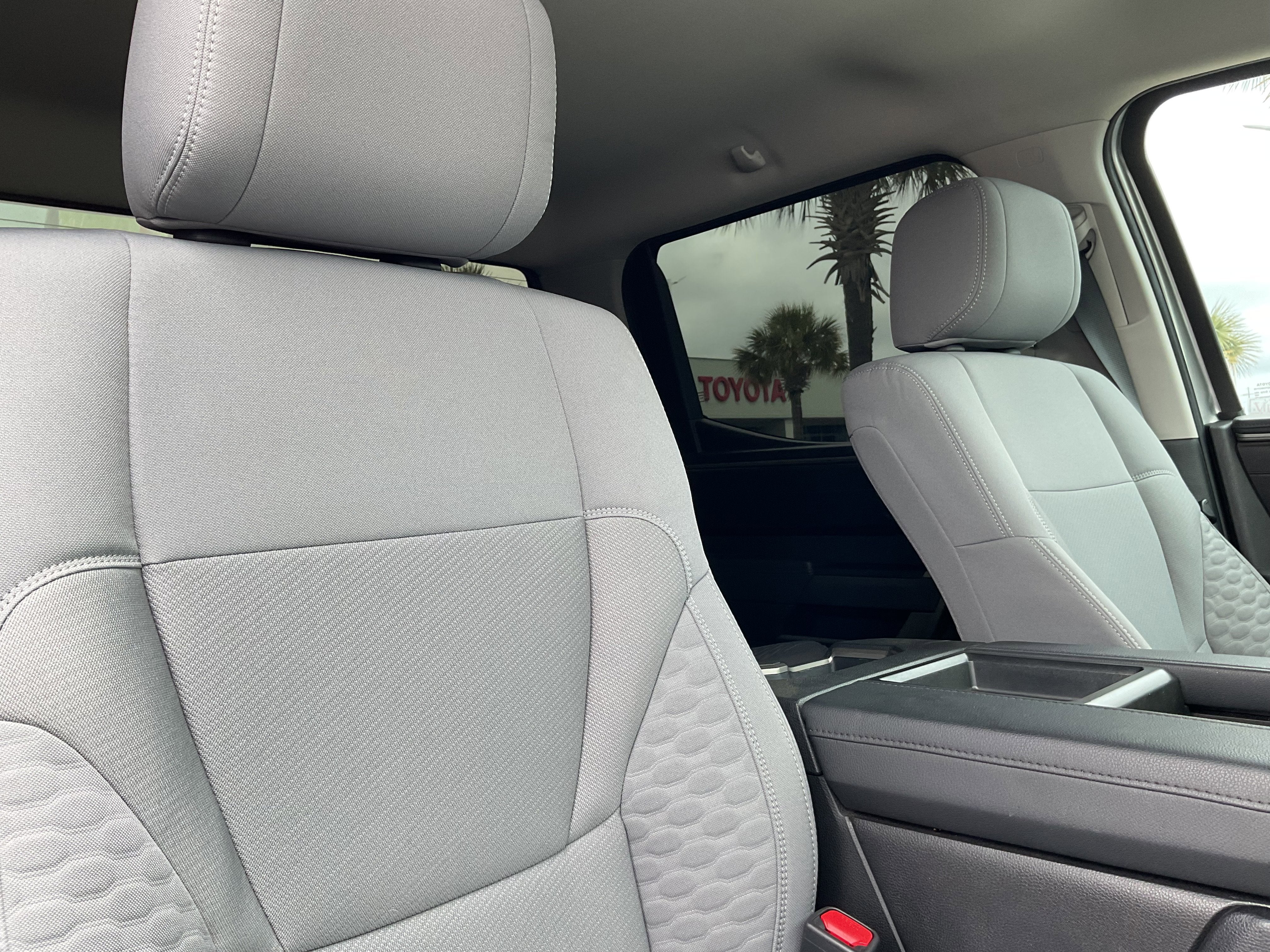 2023 Toyota TUNDRA 4X4 SR5