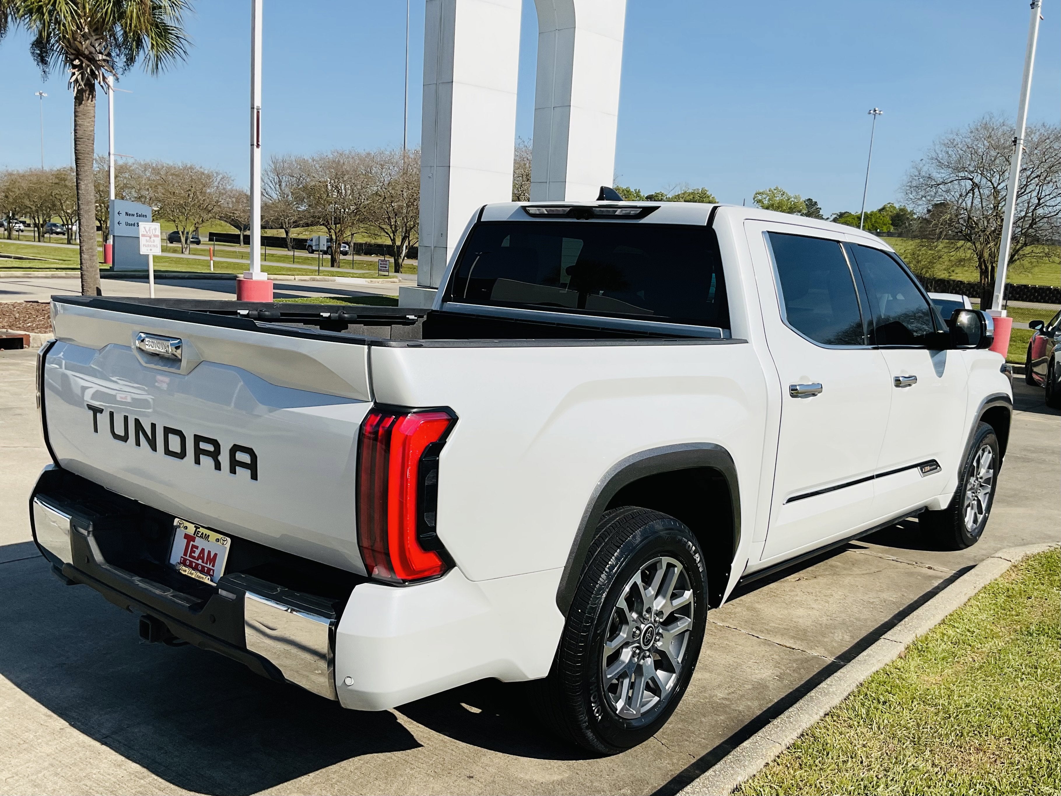 2023 Toyota TUNDRA HV 4X2 1794 Edition Hybrid