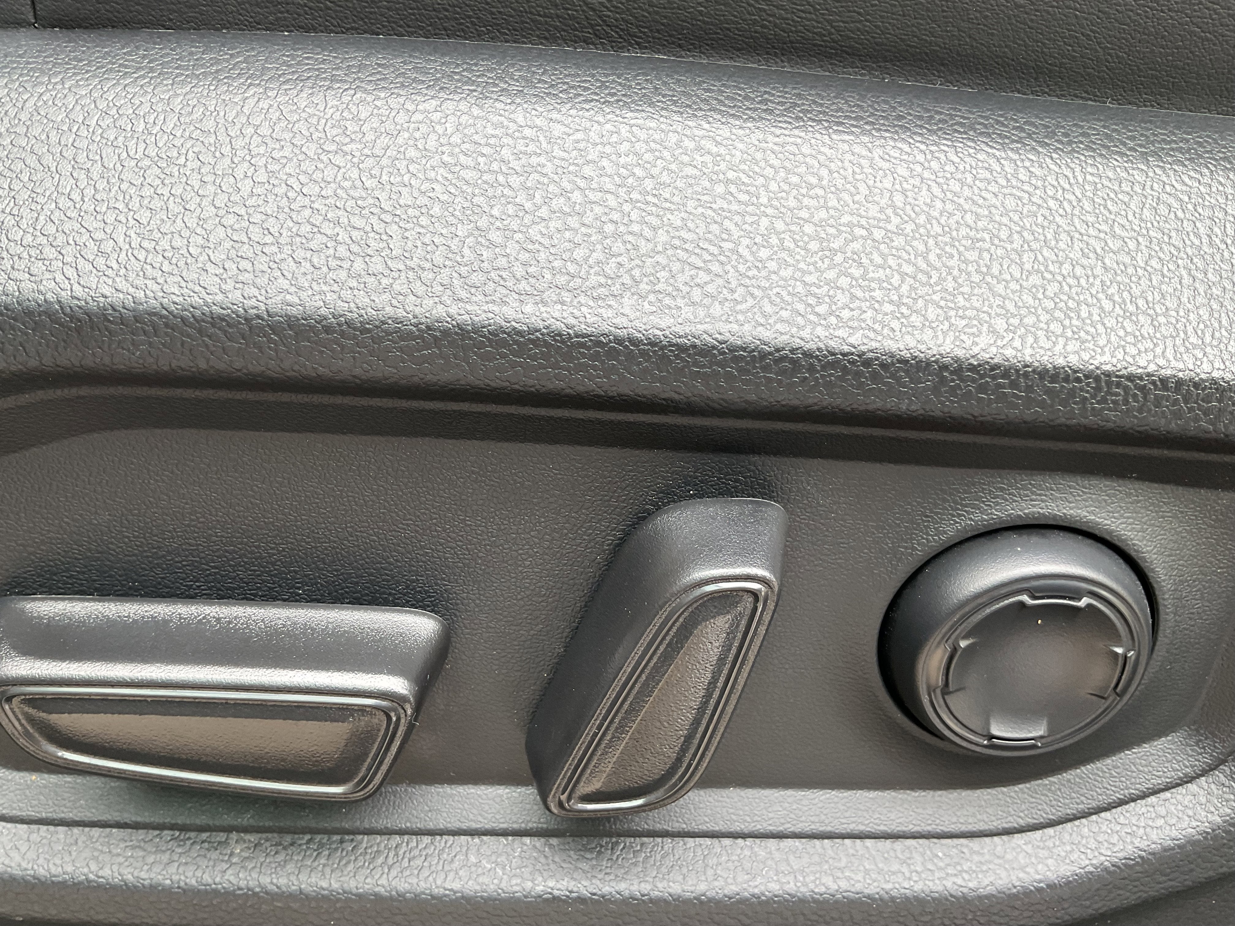 2023 Toyota Tundra 2WD Platinum