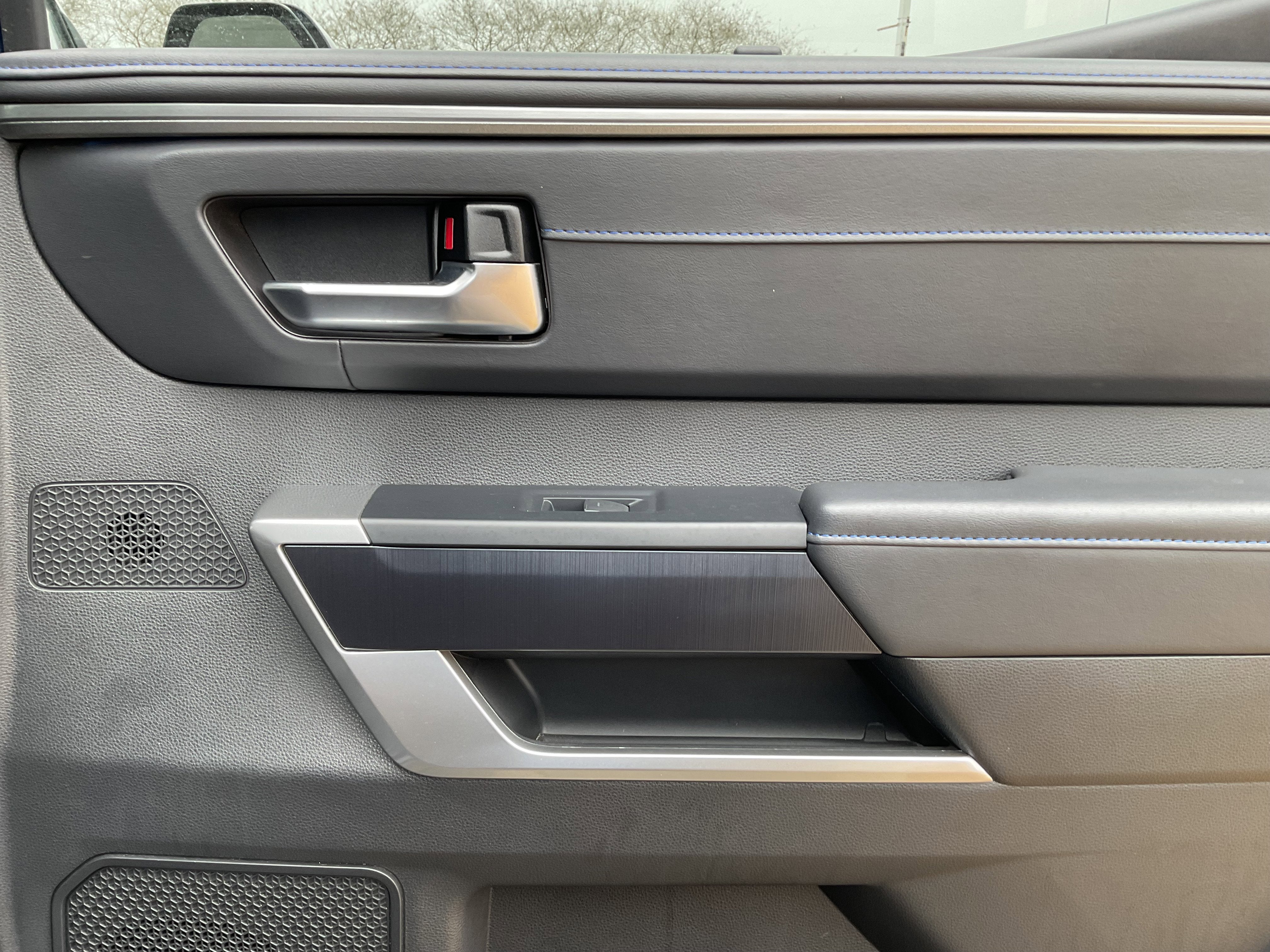 2024 Toyota TUNDRA 4X2 Platinum