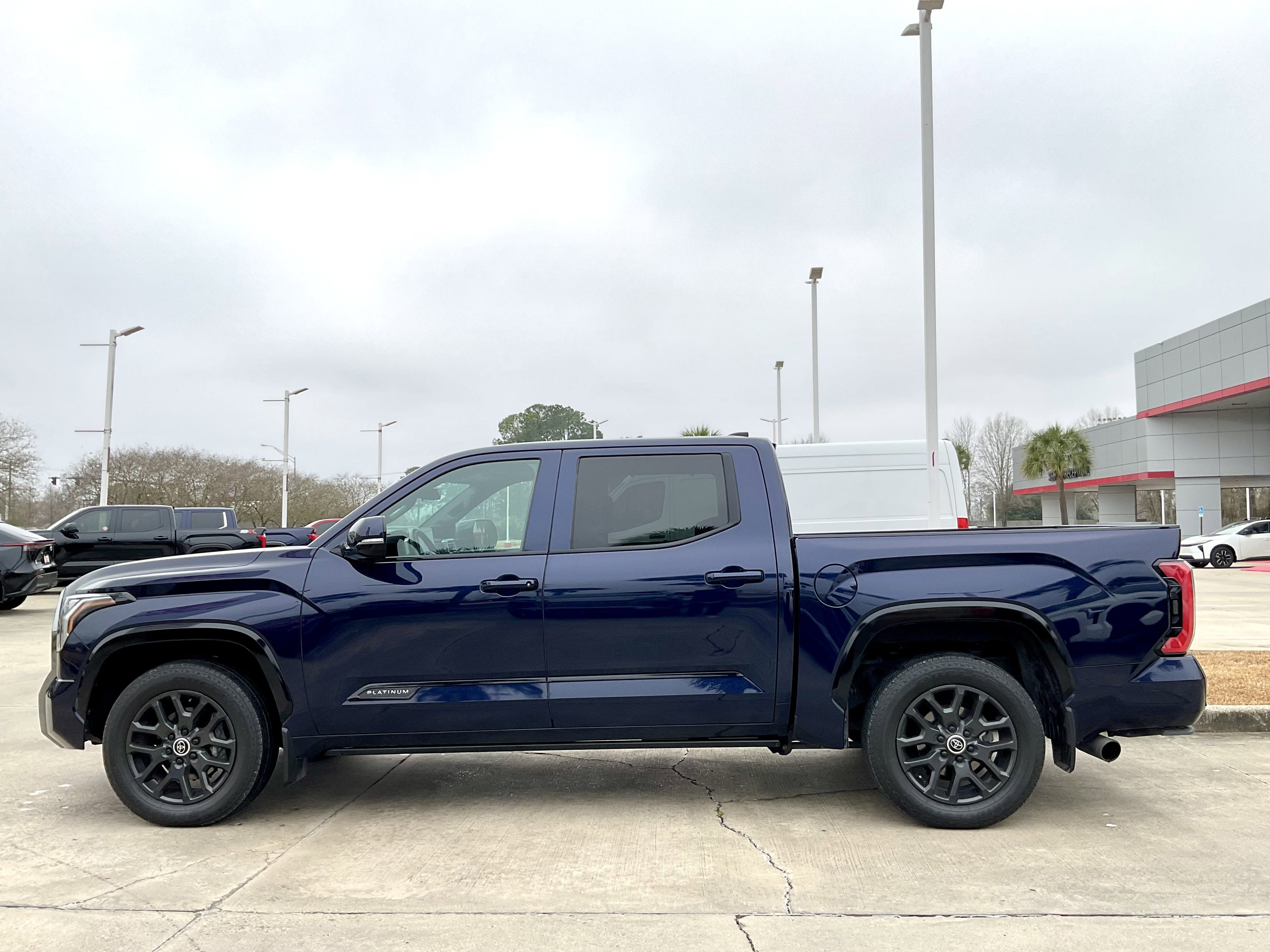 2024 Toyota TUNDRA 4X2 Platinum