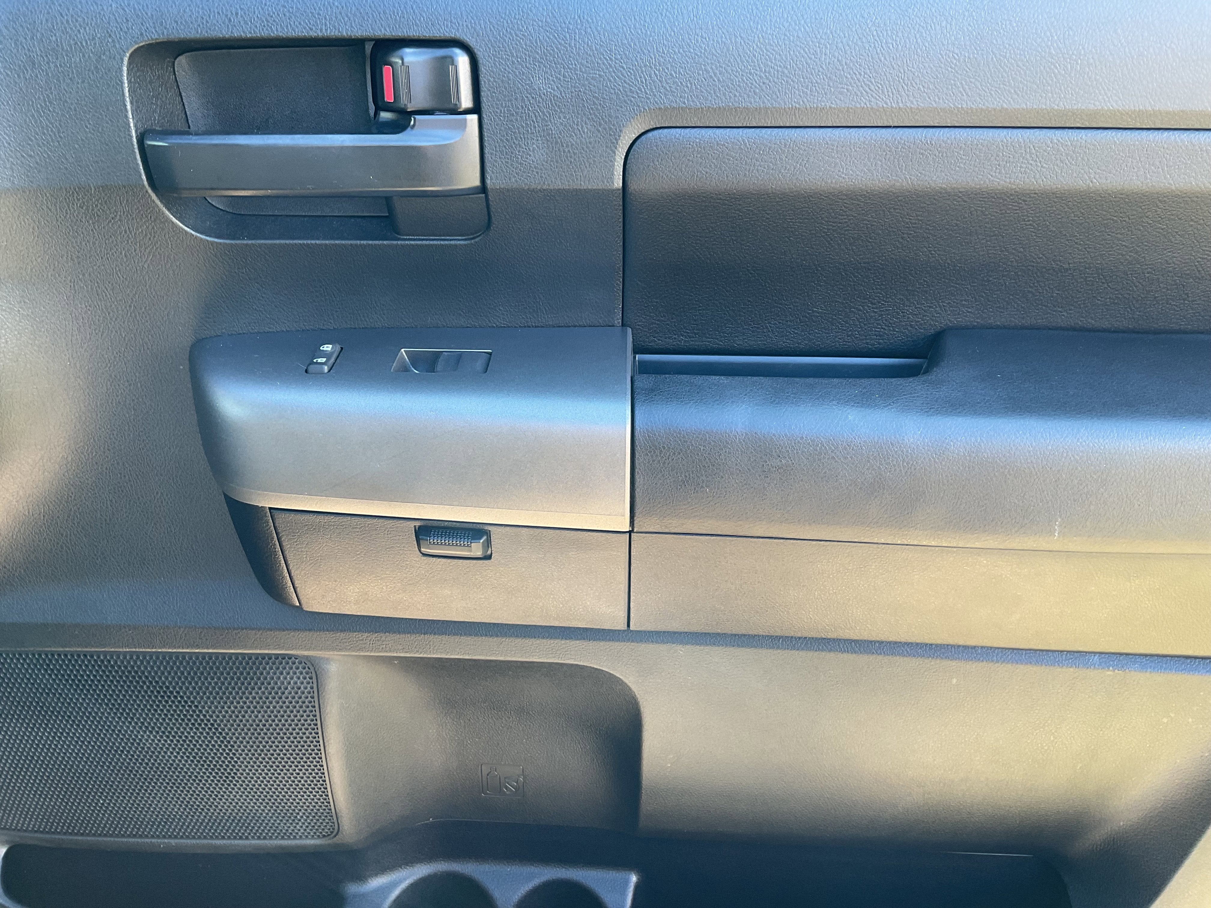 2013 Toyota TUNDRA 4X4 DB 4WD V8 5.7 SR5