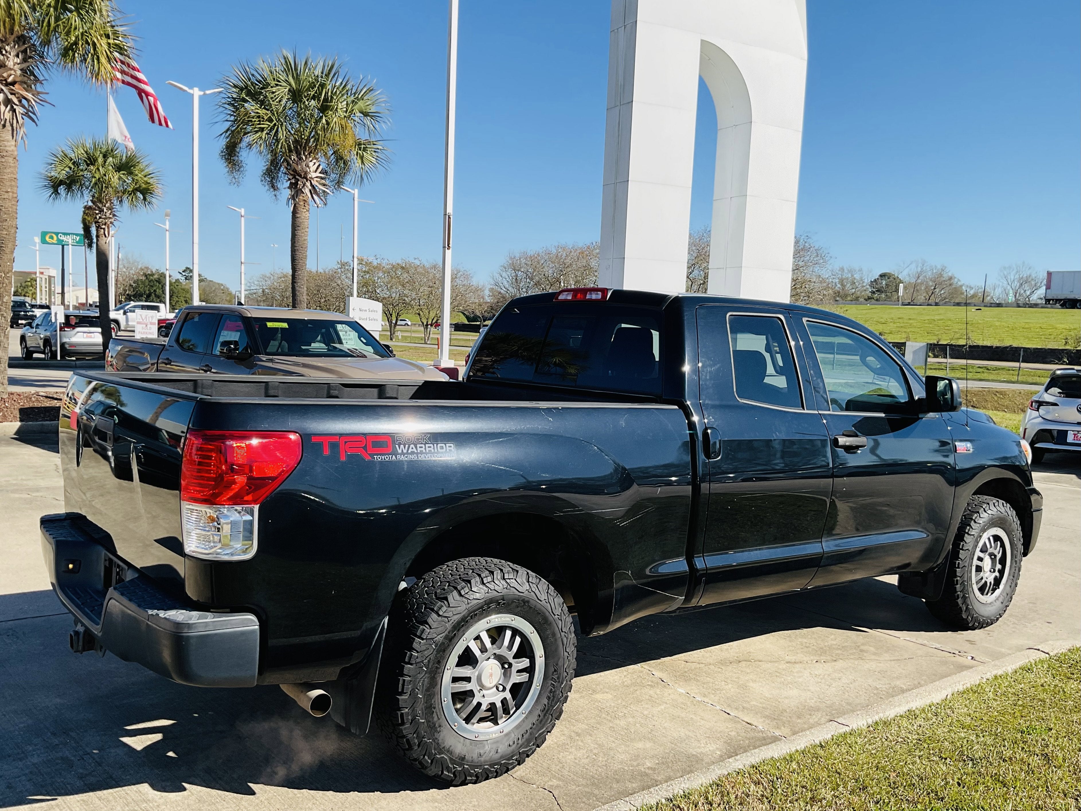 2013 Toyota TUNDRA 4X4 DB 4WD V8 5.7 SR5