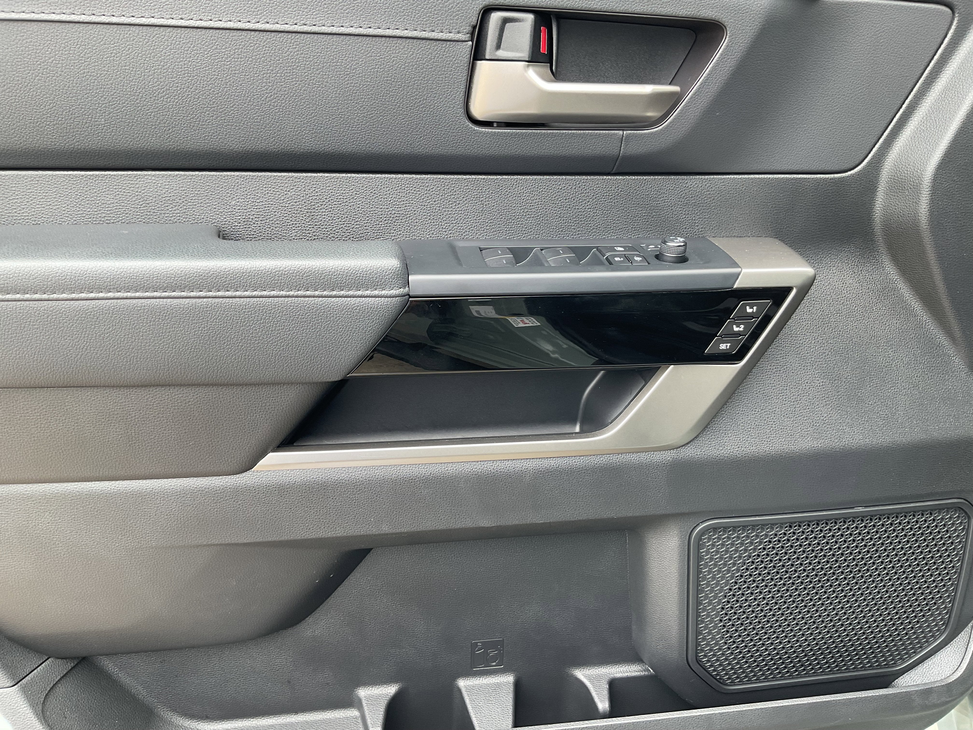2025 Toyota TUNDRA 4X4 Limited