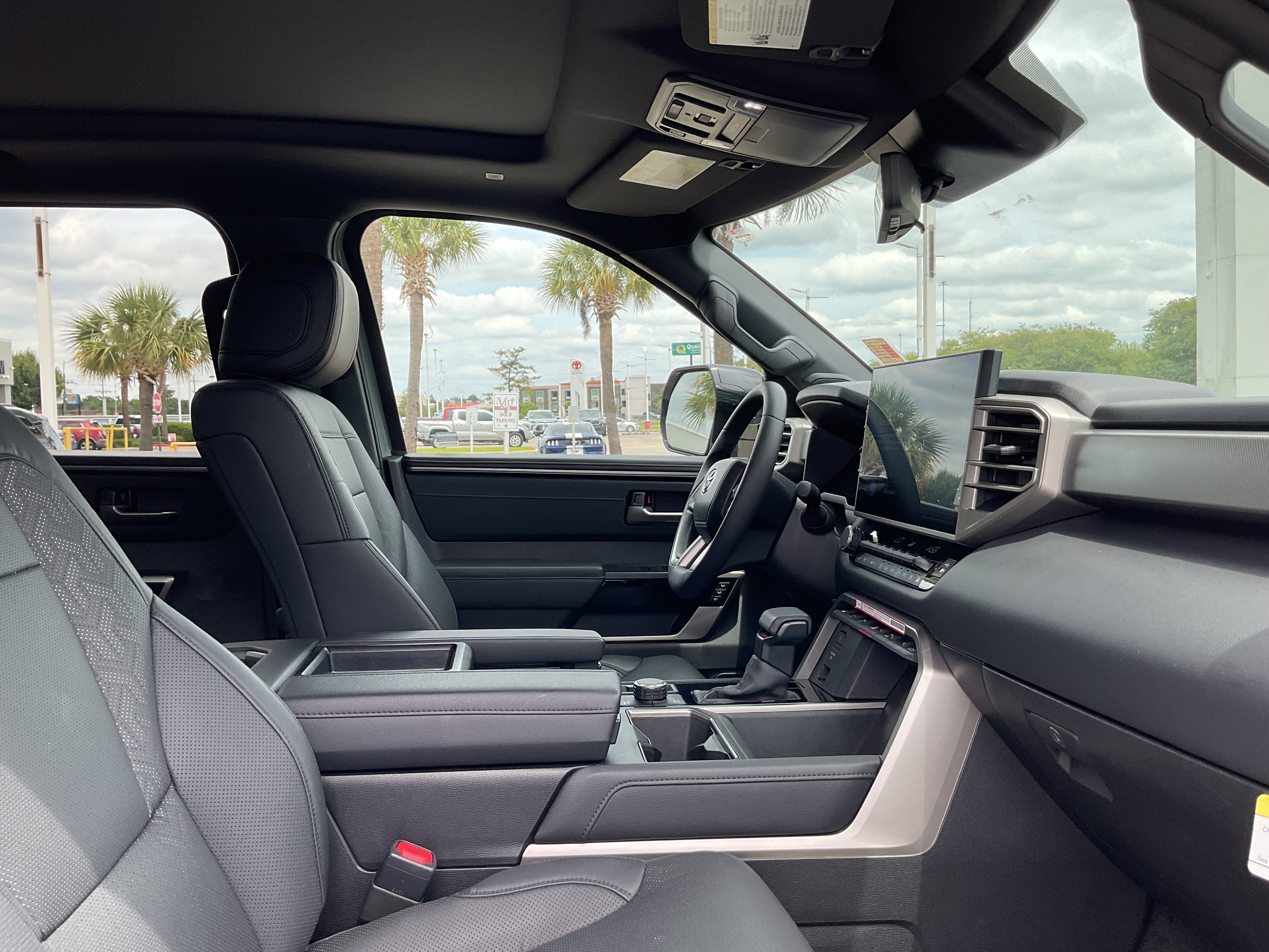 2025 Toyota TUNDRA 4X4 Limited