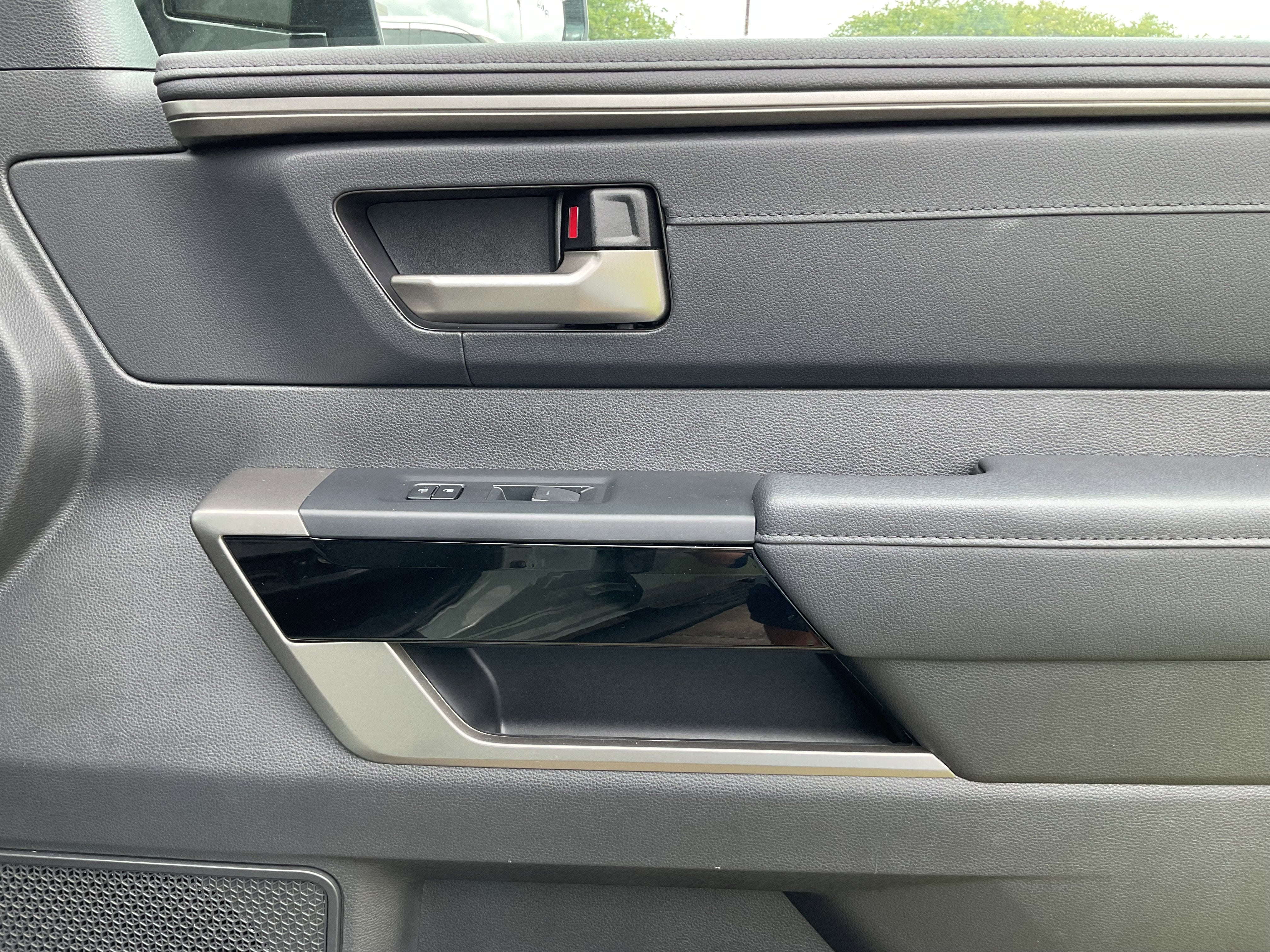 2025 Toyota TUNDRA 4X4 Limited