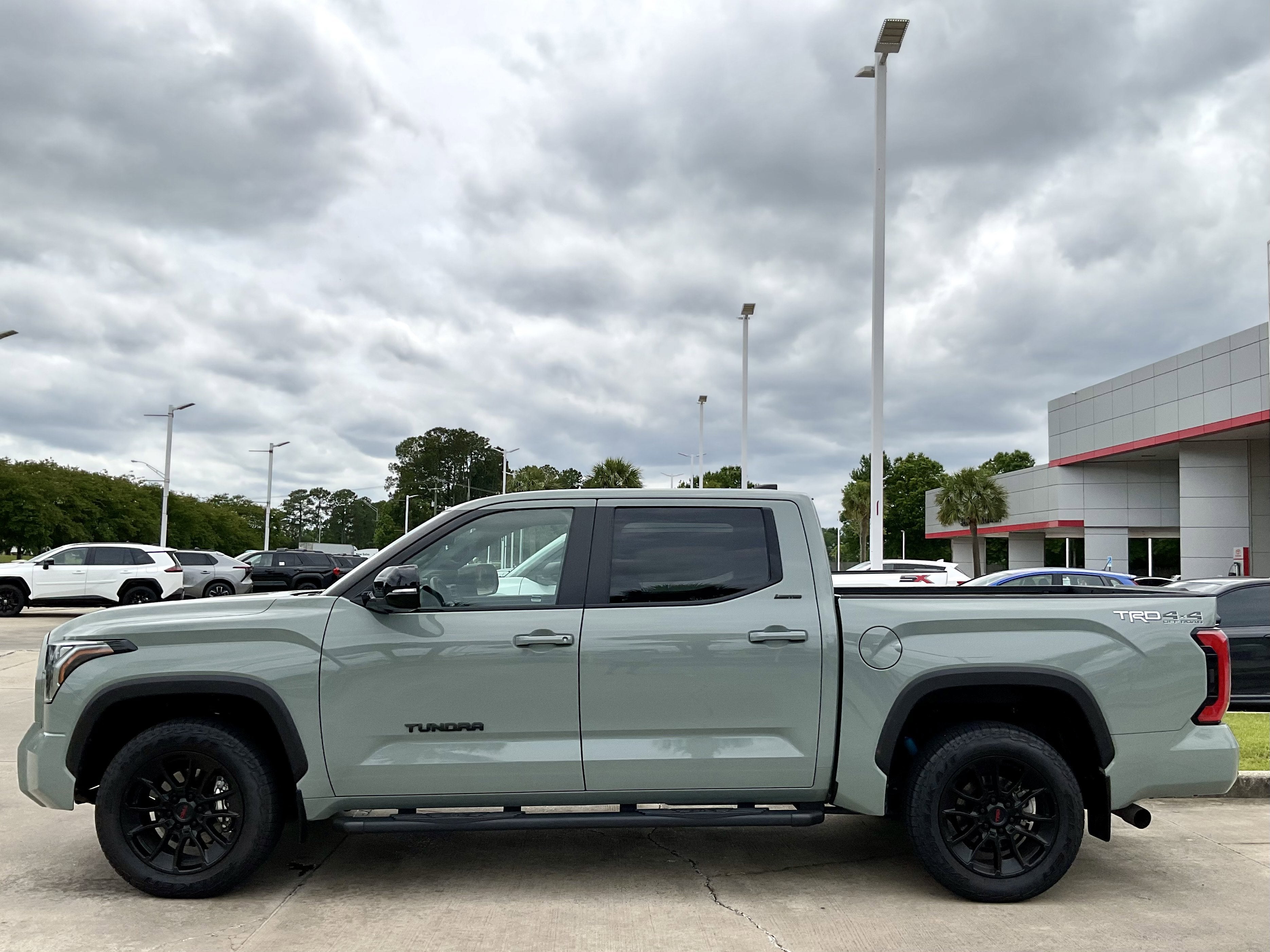 2025 Toyota TUNDRA 4X4 Limited