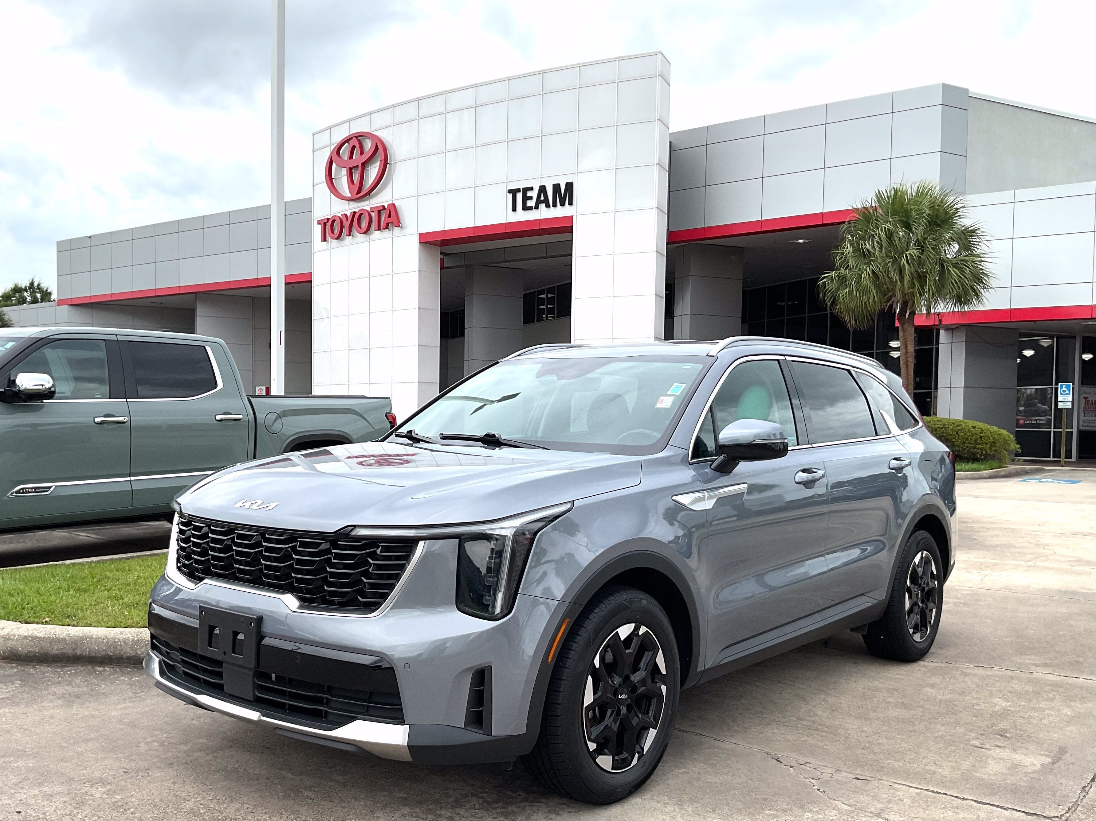 2024 Kia Sorento S