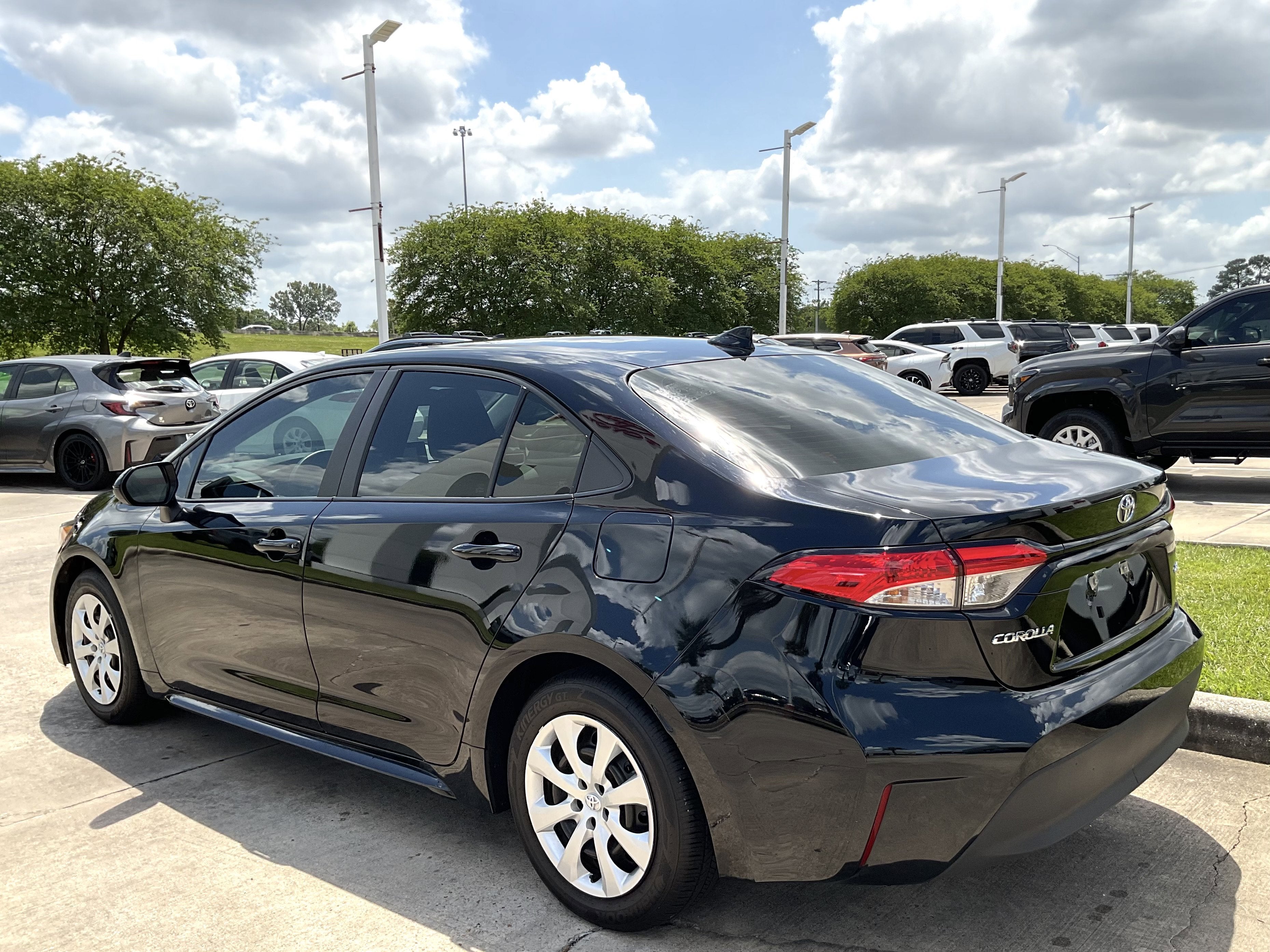 2025 Toyota COROLLA LE