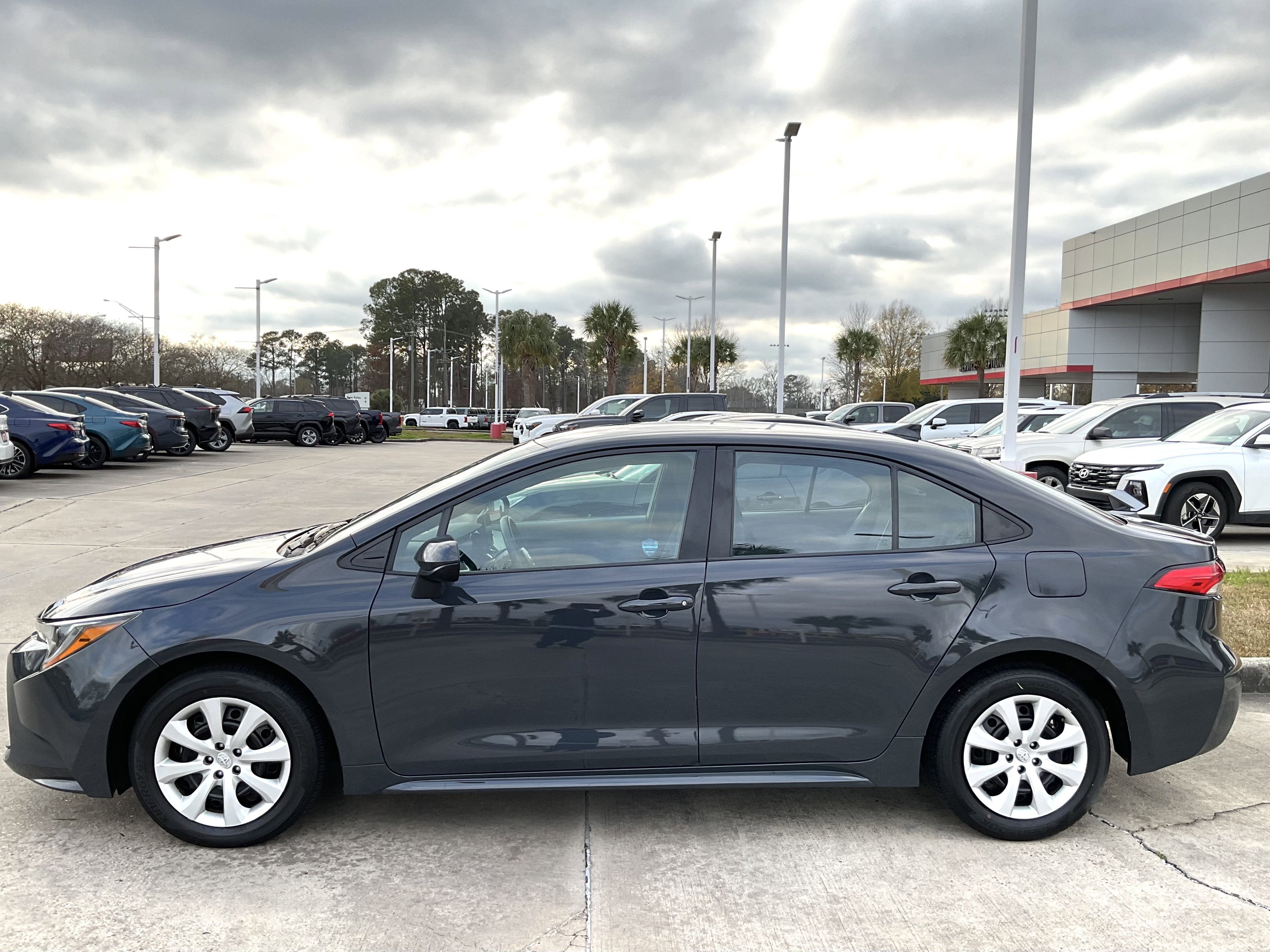 2024 Toyota COROLLA LE