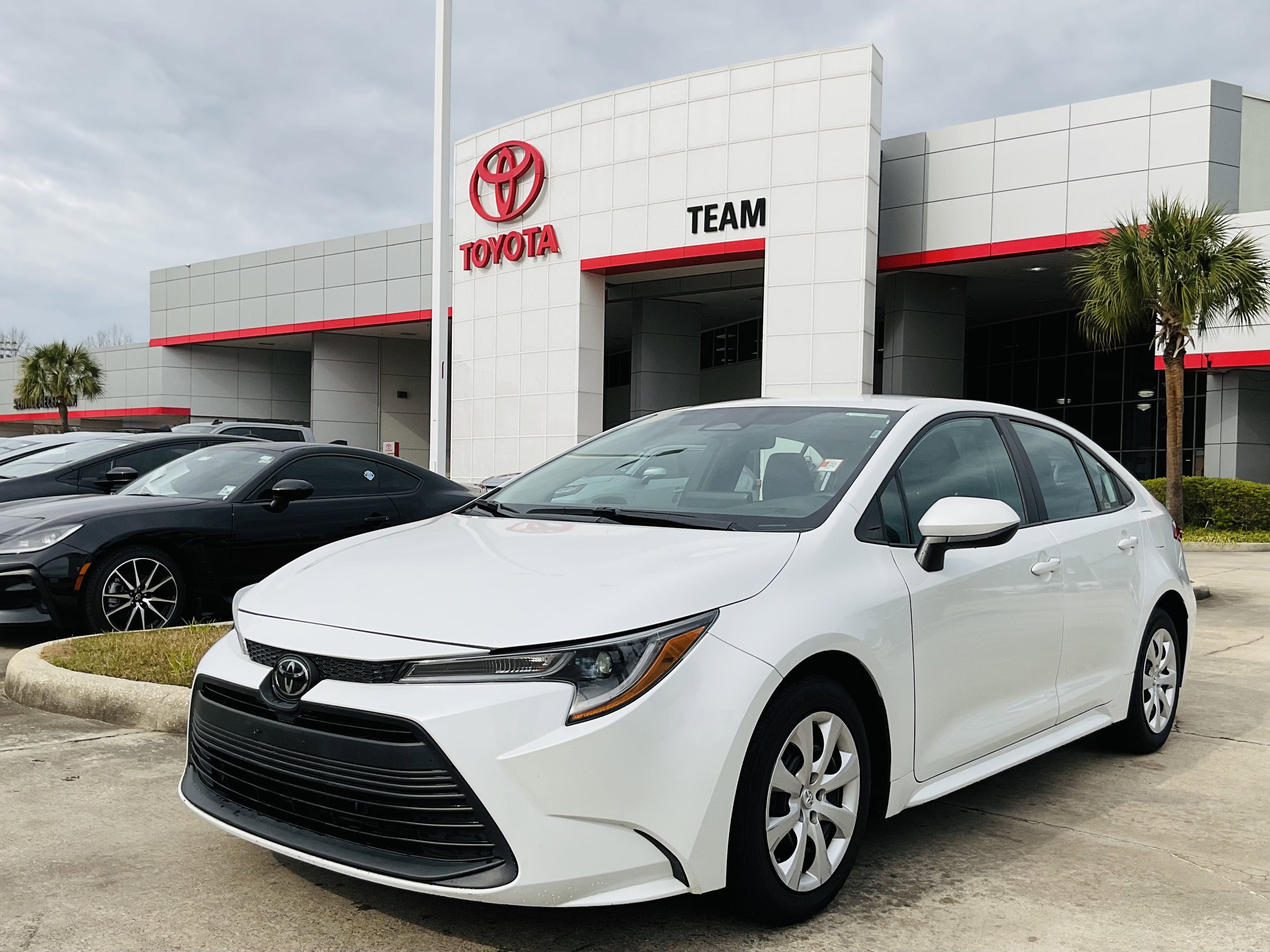 2024 Toyota COROLLA LE